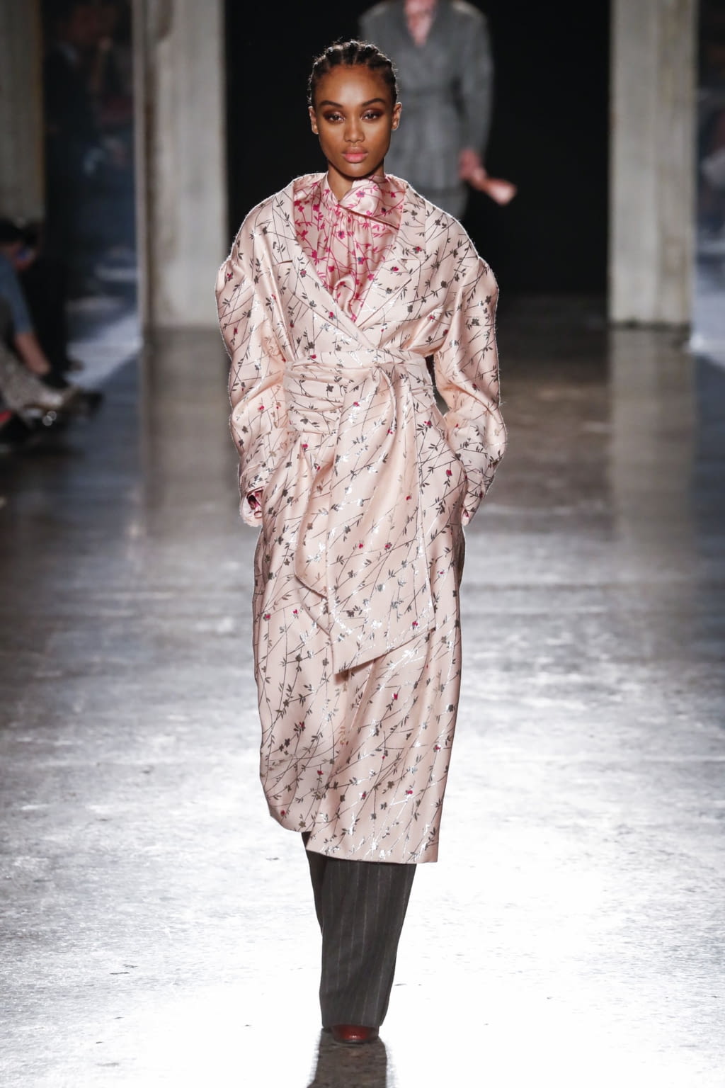 Fashion Week Milan Fall/Winter 2020 look 17 de la collection Genny womenswear
