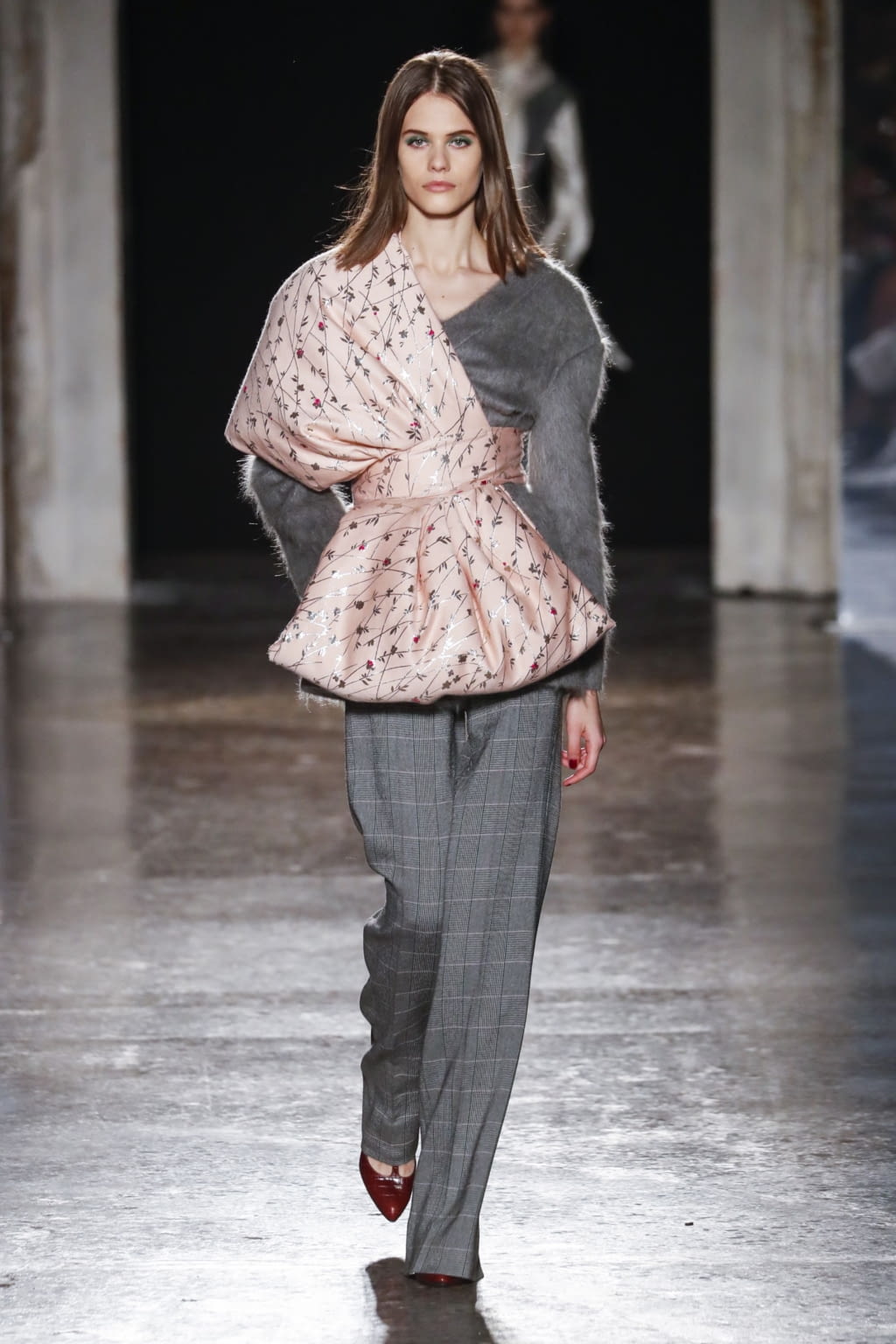 Fashion Week Milan Fall/Winter 2020 look 19 from the Genny collection 女装