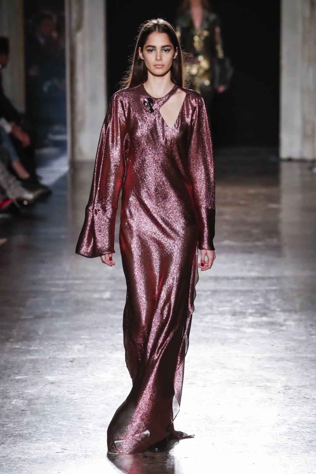 Fashion Week Milan Fall/Winter 2020 look 34 from the Genny collection 女装
