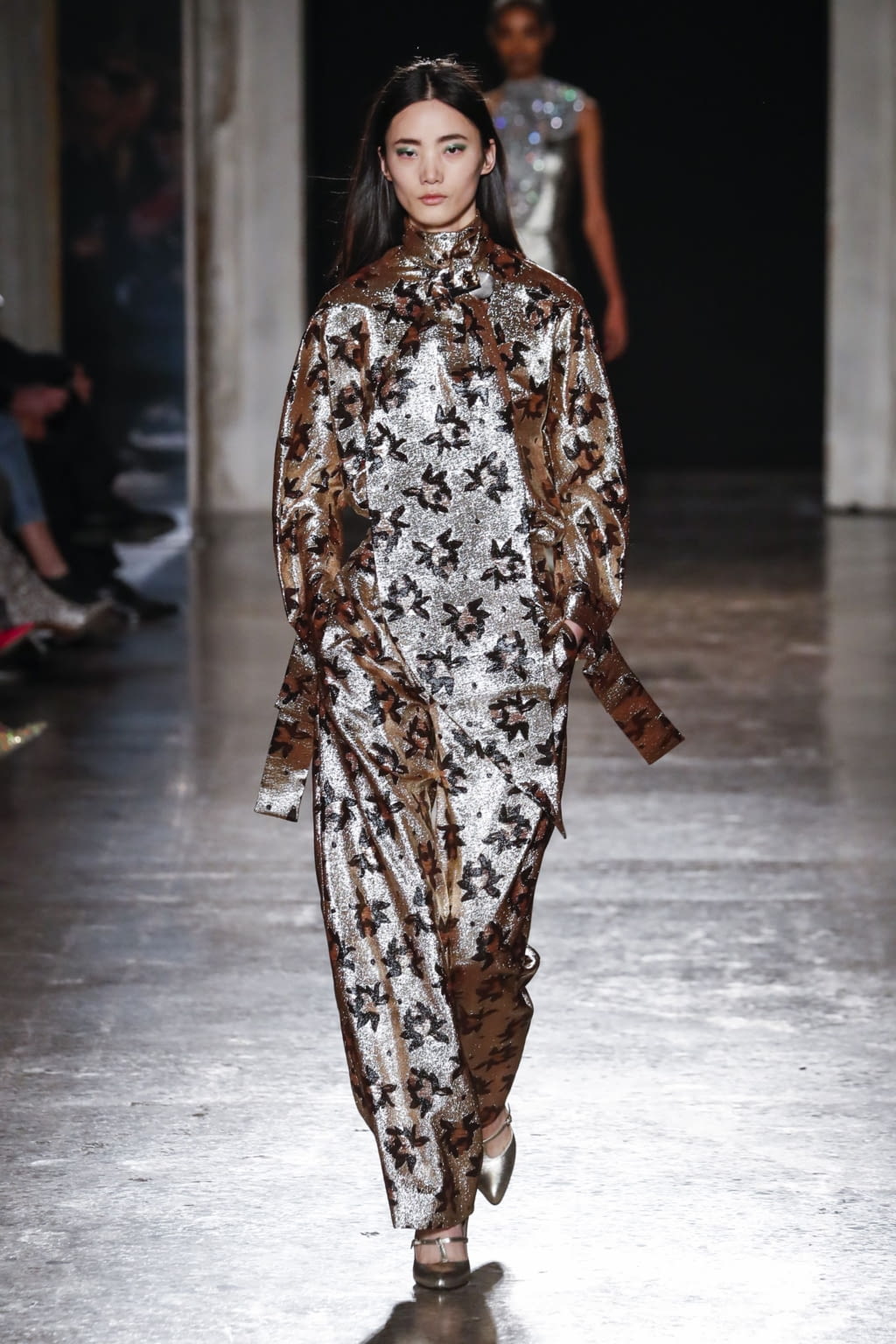 Fashion Week Milan Fall/Winter 2020 look 39 de la collection Genny womenswear
