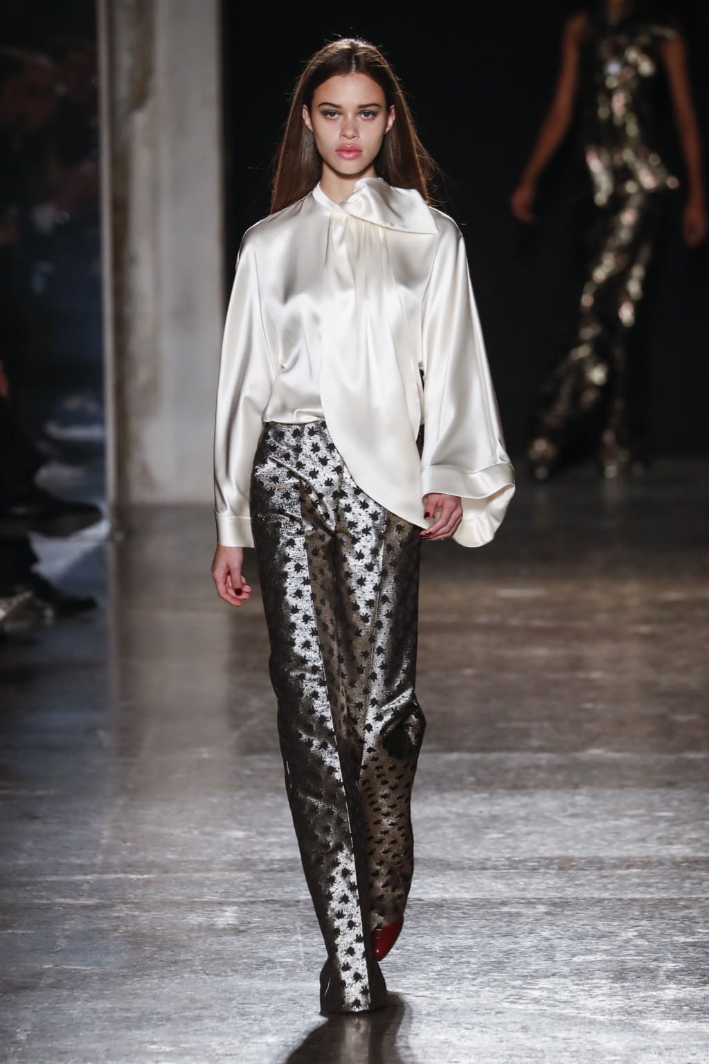 Fashion Week Milan Fall/Winter 2020 look 41 de la collection Genny womenswear