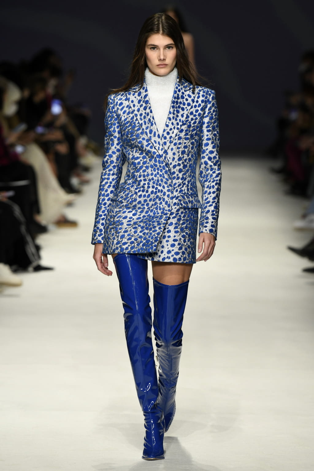 Fashion Week Milan Fall/Winter 2022 look 21 from the Genny collection 女装