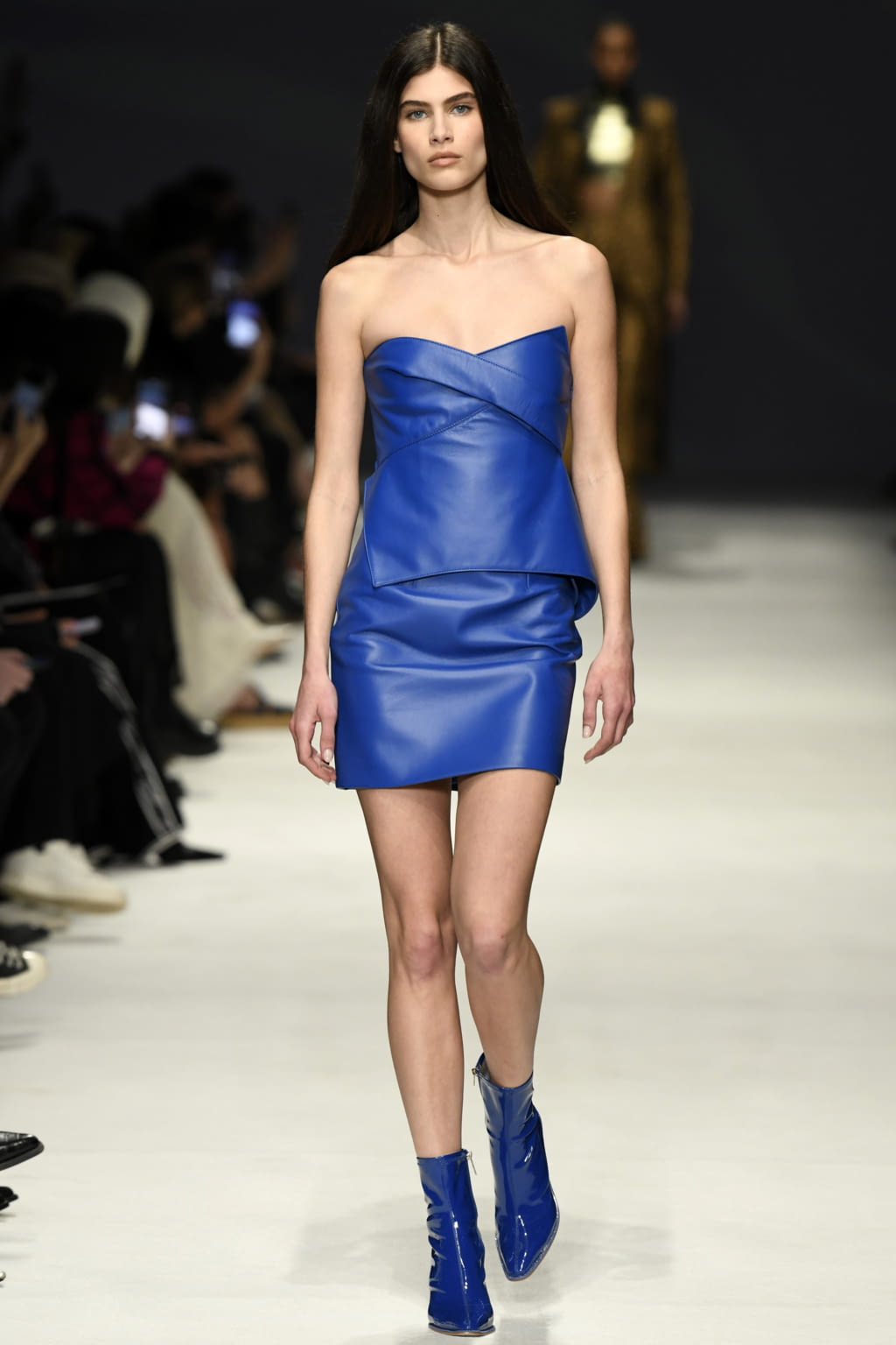 Fashion Week Milan Fall/Winter 2022 look 22 de la collection Genny womenswear