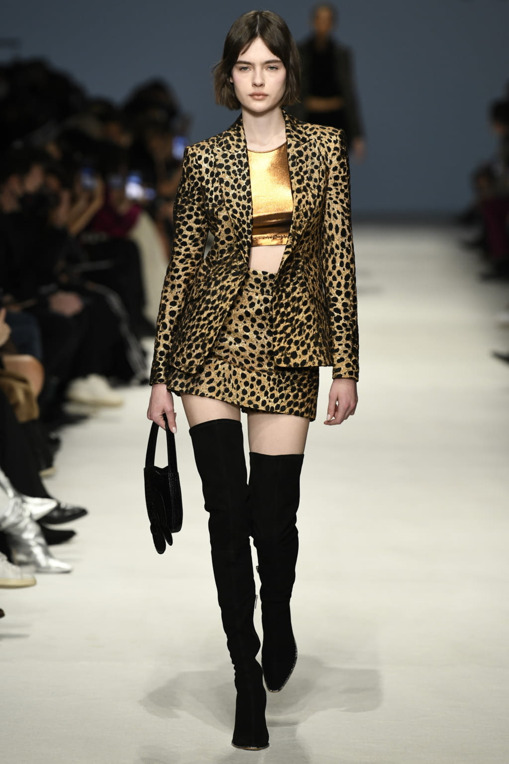 Fashion Week Milan Fall/Winter 2022 look 24 from the Genny collection 女装