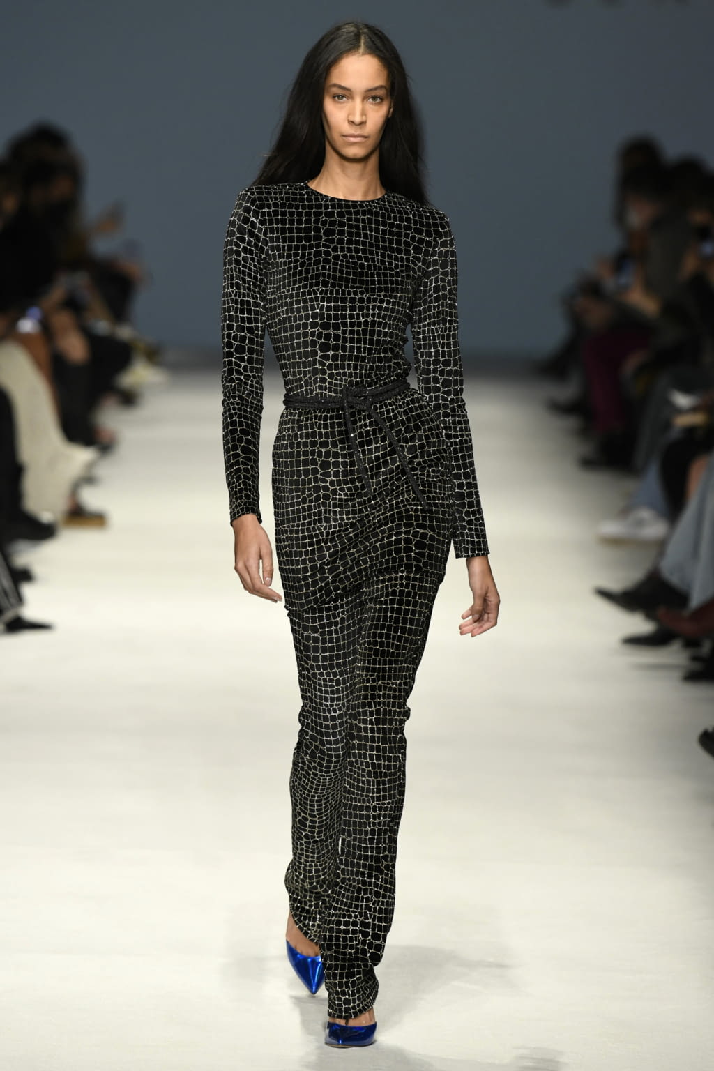 Fashion Week Milan Fall/Winter 2022 look 26 from the Genny collection womenswear