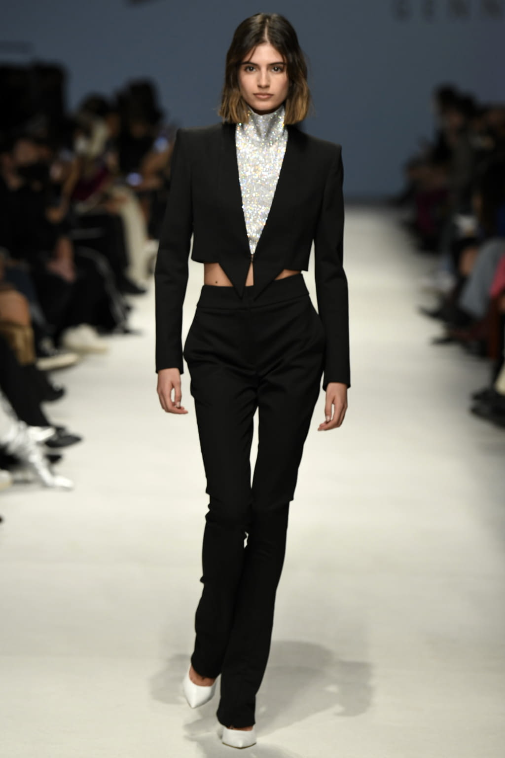 Fashion Week Milan Fall/Winter 2022 look 37 de la collection Genny womenswear