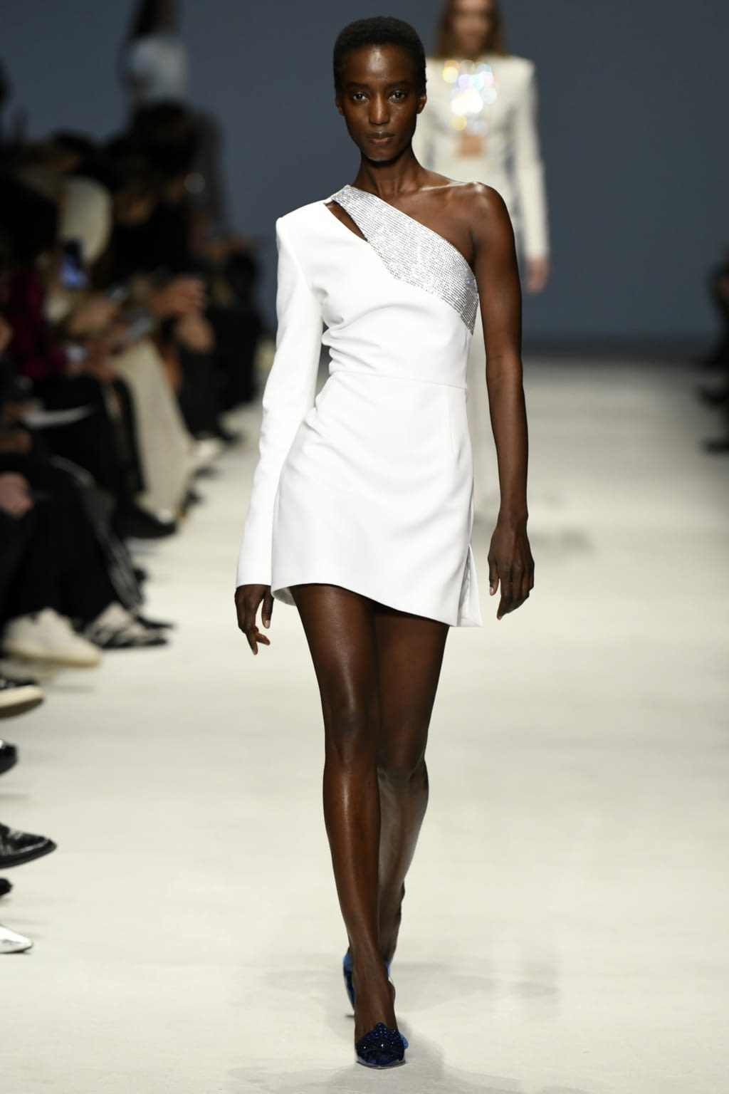 Fashion Week Milan Fall/Winter 2022 look 42 de la collection Genny womenswear