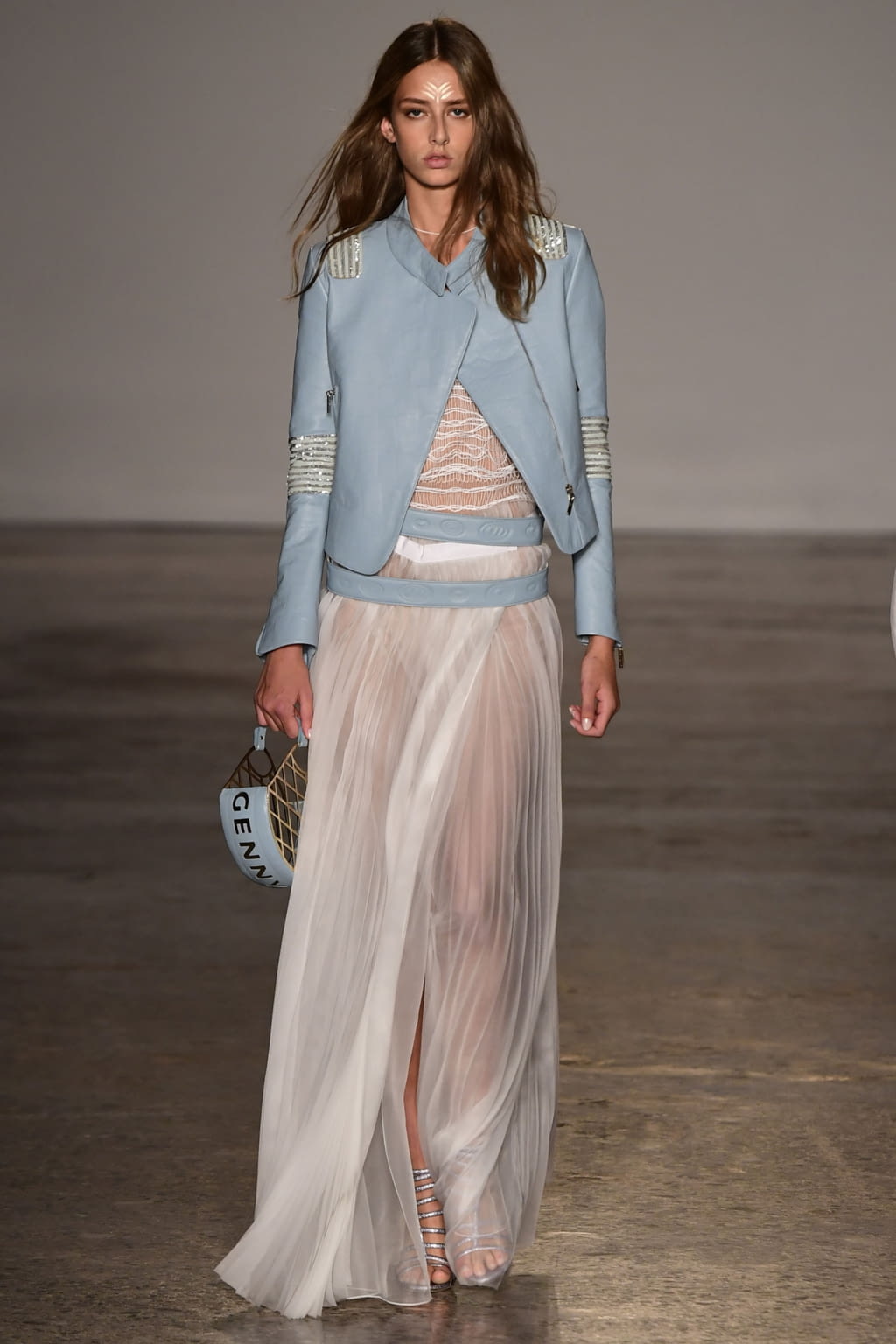 Fashion Week Milan Spring/Summer 2018 look 17 from the Genny collection womenswear