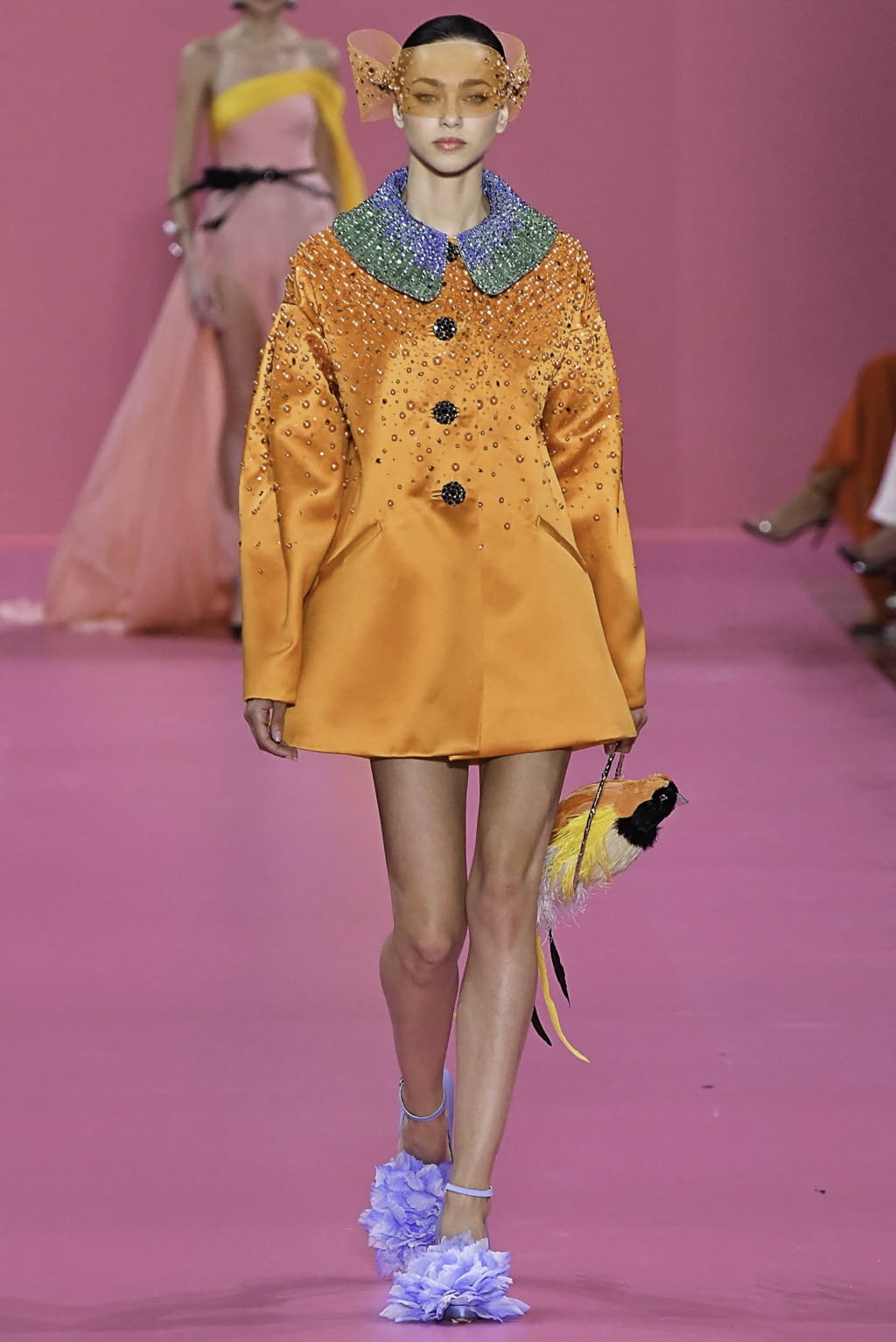Fashion Week Paris Fall/Winter 2019 look 8 de la collection Georges Hobeika couture