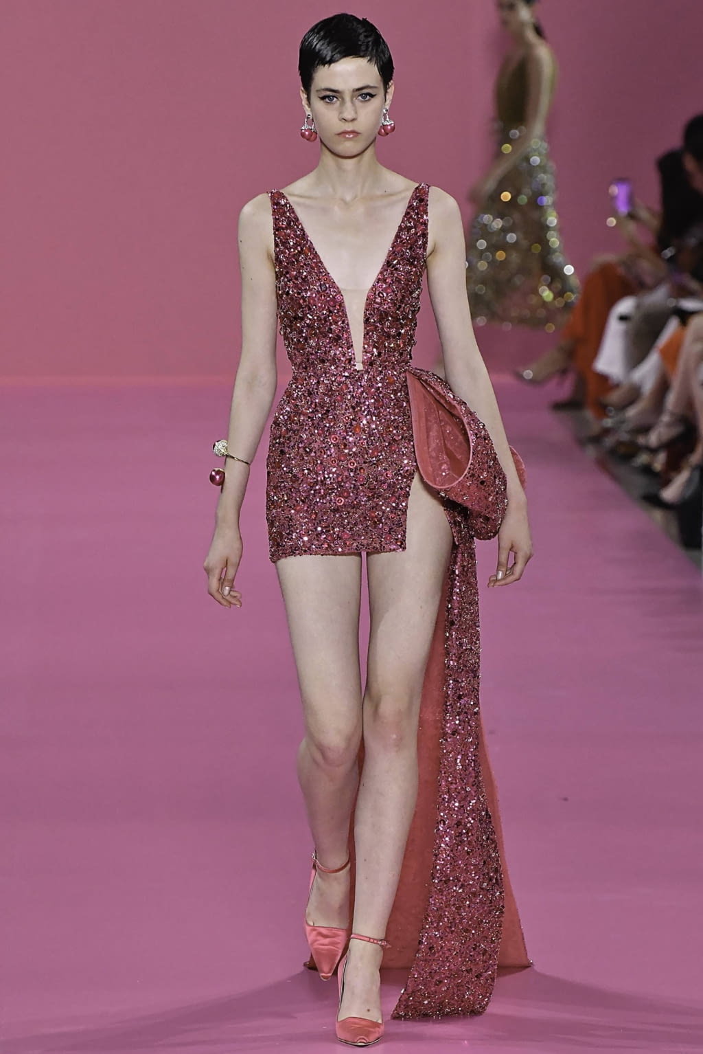 Fashion Week Paris Fall/Winter 2019 look 19 from the Georges Hobeika collection 高级定制