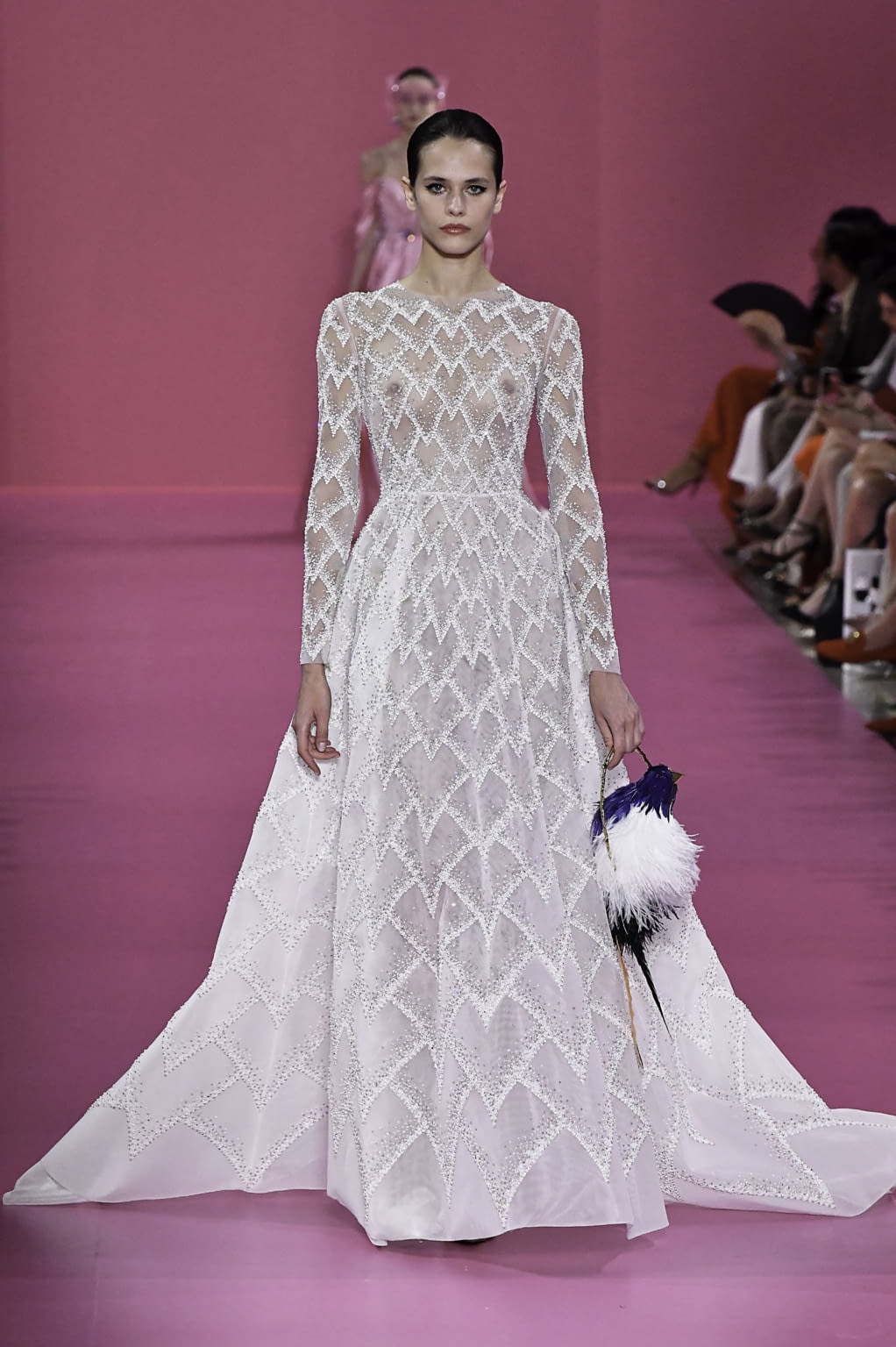 Fashion Week Paris Fall/Winter 2019 look 33 from the Georges Hobeika collection 高级定制