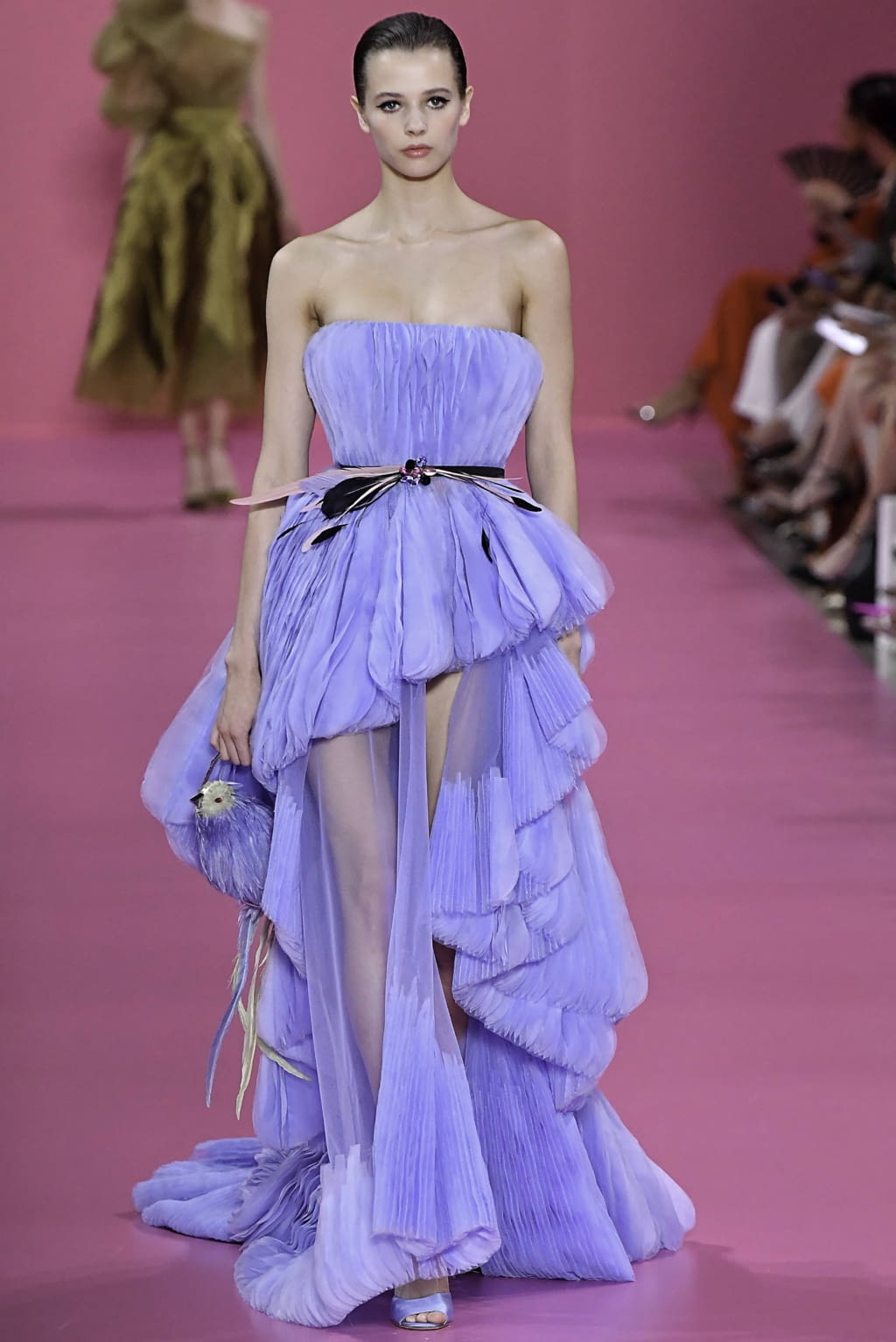 Fashion Week Paris Fall/Winter 2019 look 40 de la collection Georges Hobeika couture