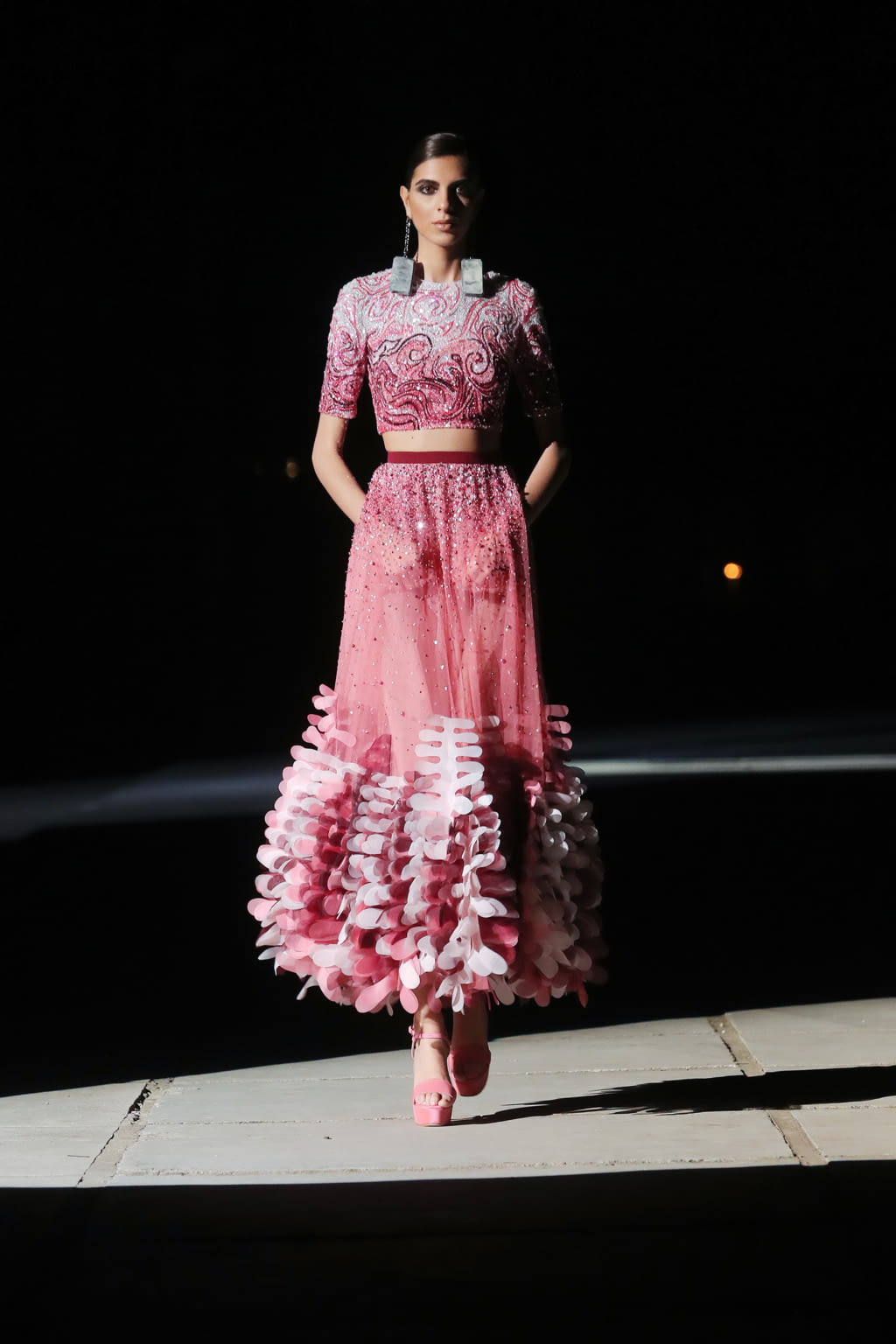 Fashion Week Paris Fall/Winter 2020 look 8 from the Georges Hobeika collection 高级定制