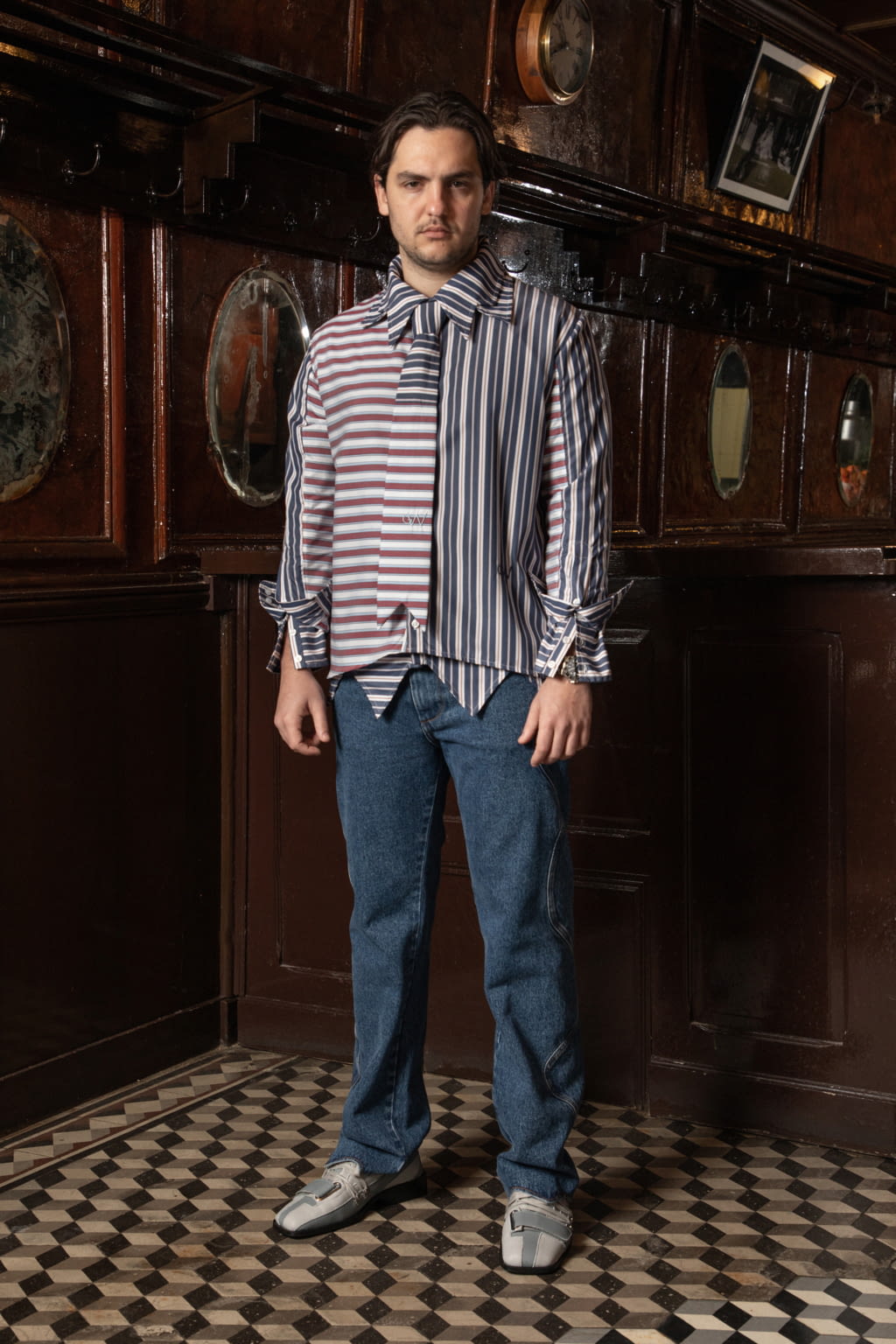 Fashion Week Paris Fall/Winter 2022 look 11 from the Georges Wendell collection menswear