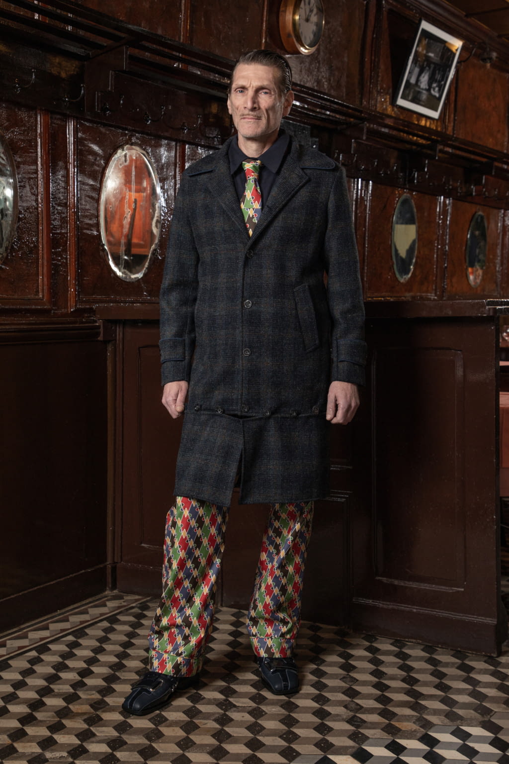 Fashion Week Paris Fall/Winter 2022 look 15 from the Georges Wendell collection menswear