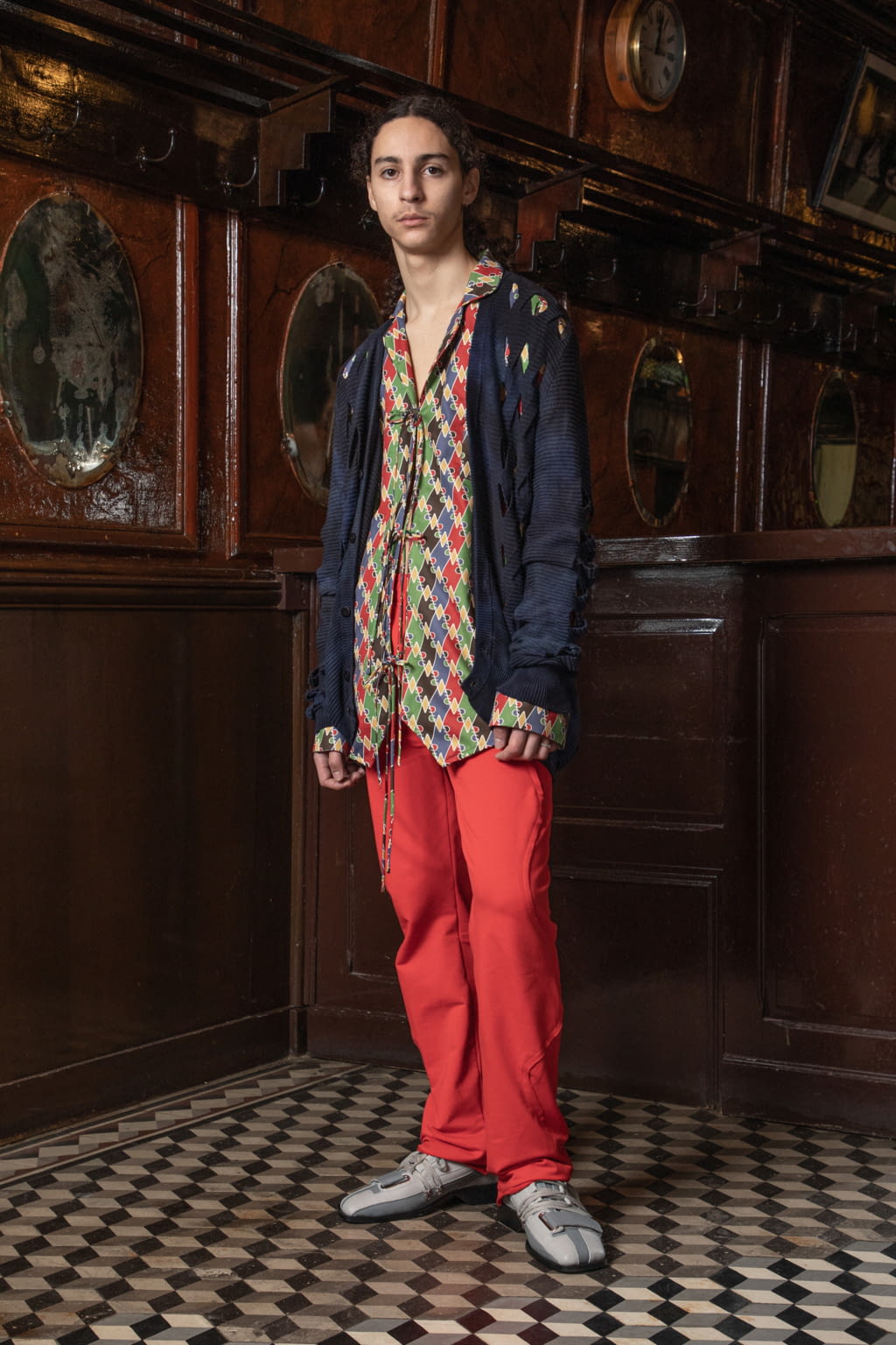 Fashion Week Paris Fall/Winter 2022 look 18 from the Georges Wendell collection menswear