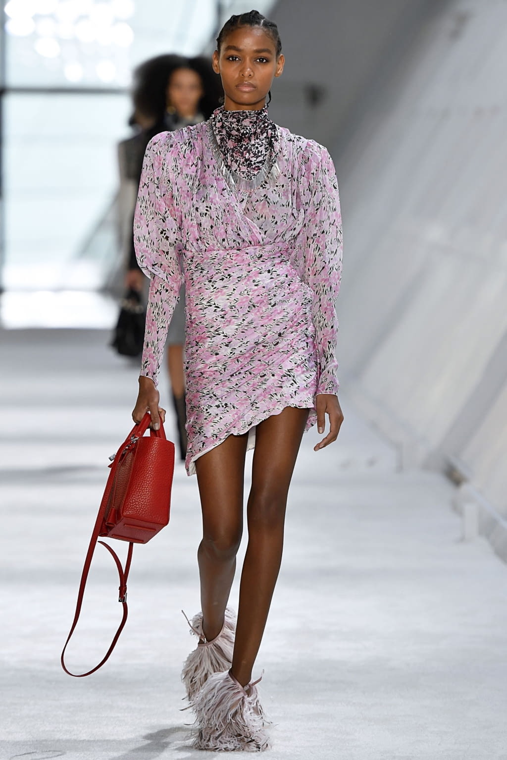 Fashion Week Paris Fall/Winter 2019 look 12 from the Giambattista Valli collection 女装