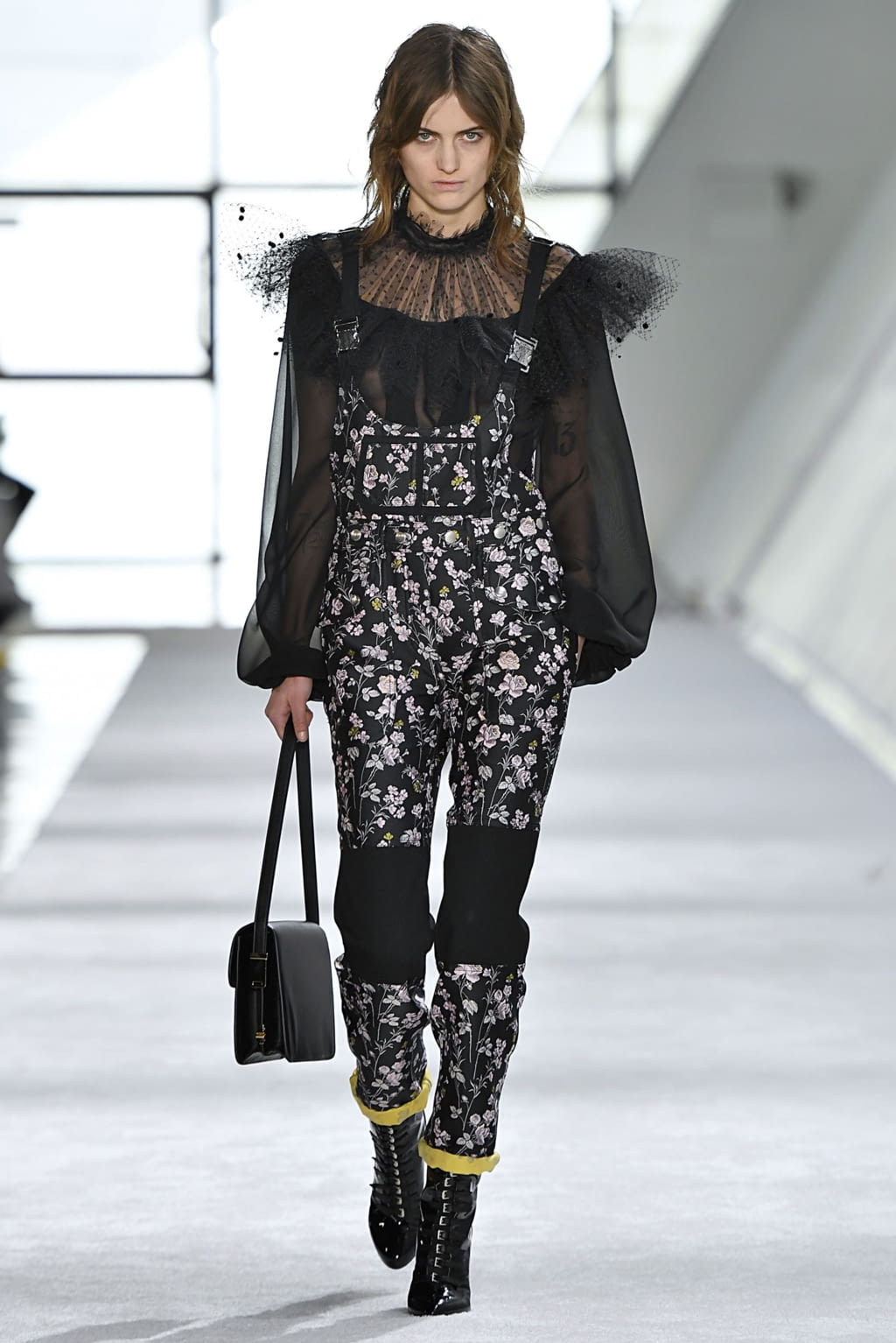 Fashion Week Paris Fall/Winter 2019 look 29 from the Giambattista Valli collection 女装