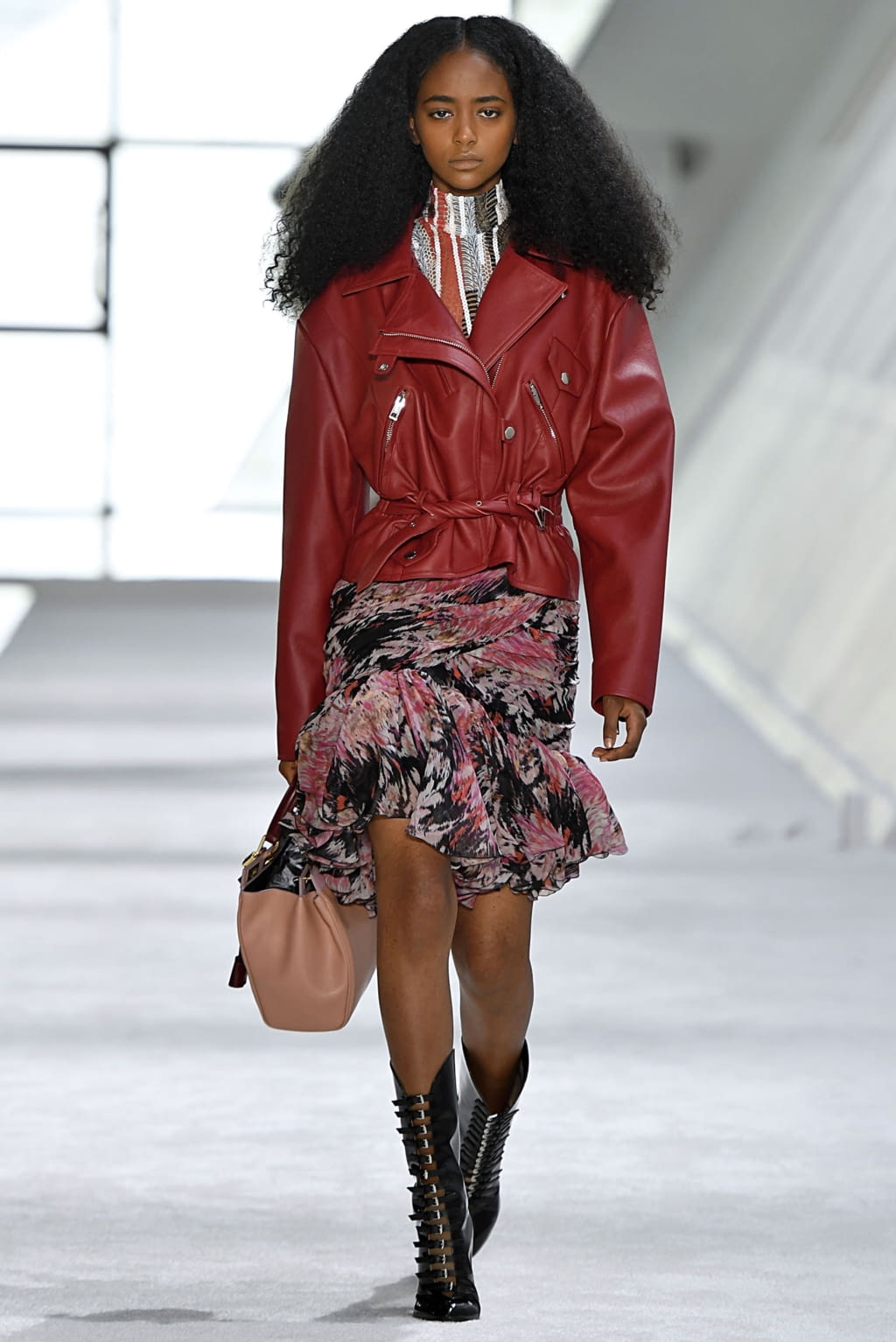Fashion Week Paris Fall/Winter 2019 look 45 from the Giambattista Valli collection 女装
