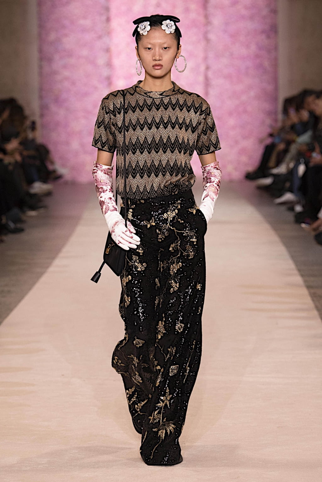 Fashion Week Paris Fall/Winter 2020 look 35 de la collection Giambattista Valli womenswear