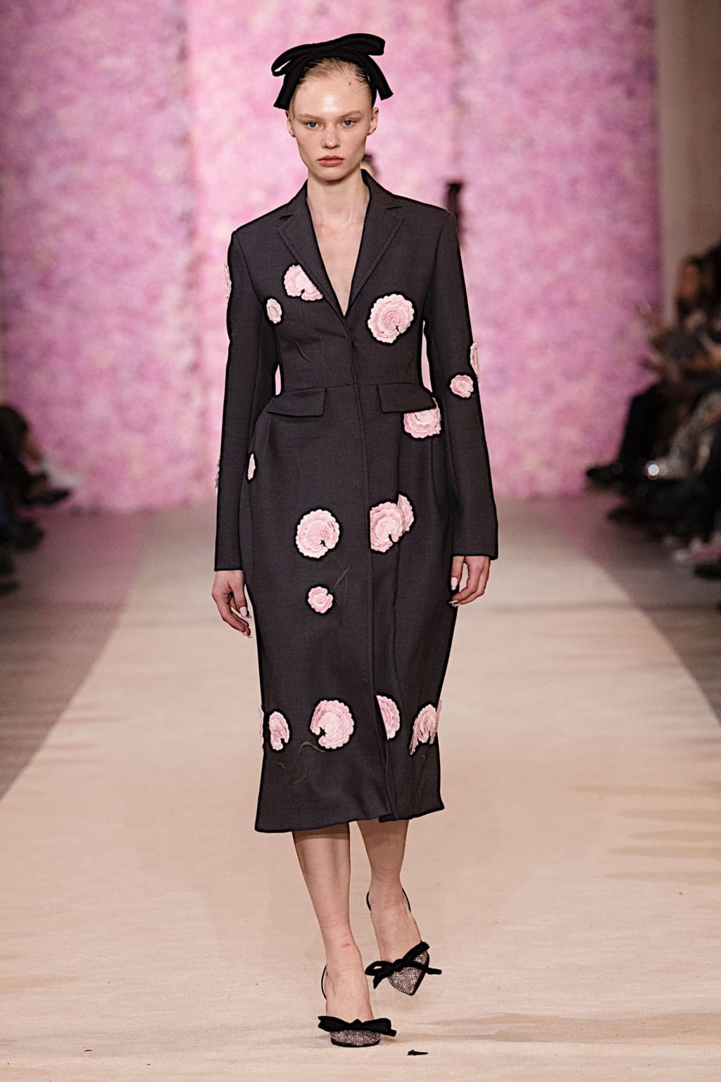 Fashion Week Paris Fall/Winter 2020 look 50 from the Giambattista Valli collection womenswear
