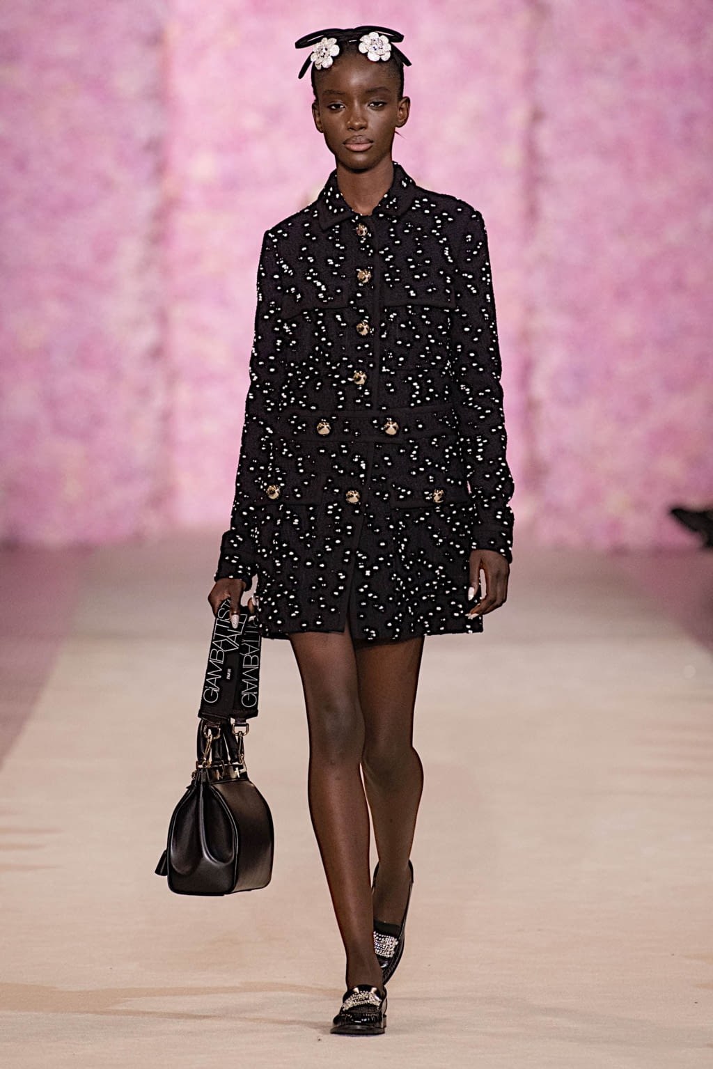 Fashion Week Paris Fall/Winter 2020 look 7 from the Giambattista Valli collection 女装