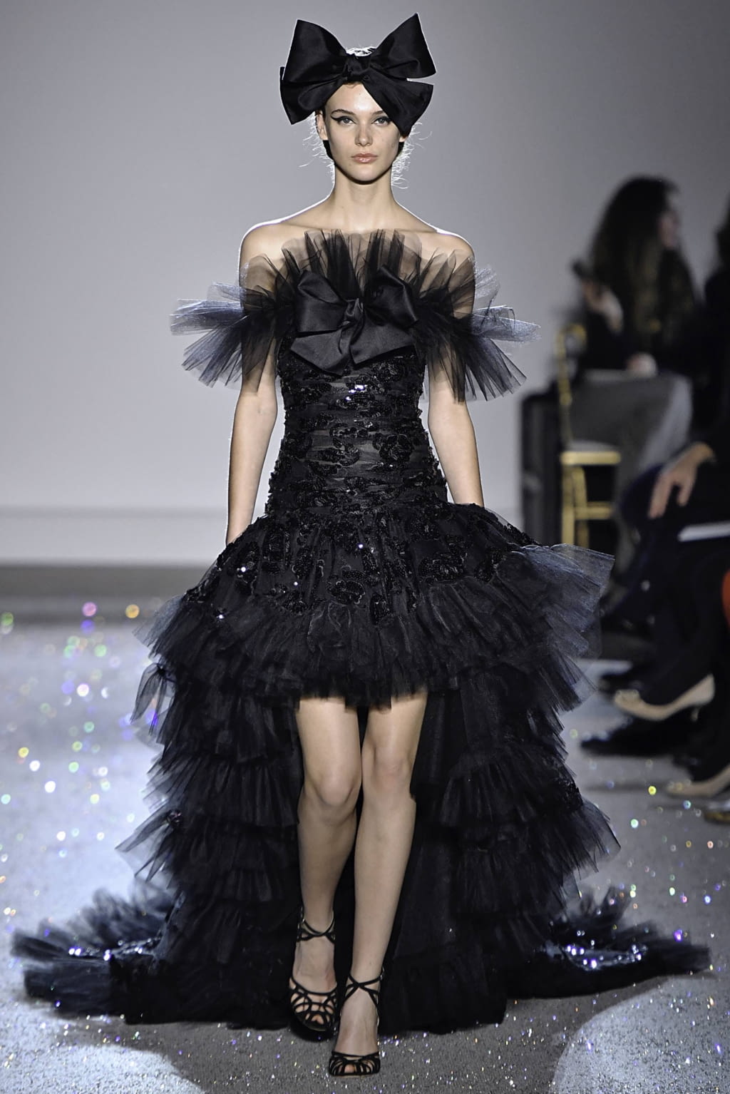 Fashion Week Paris Spring/Summer 2019 look 18 from the Giambattista Valli collection couture