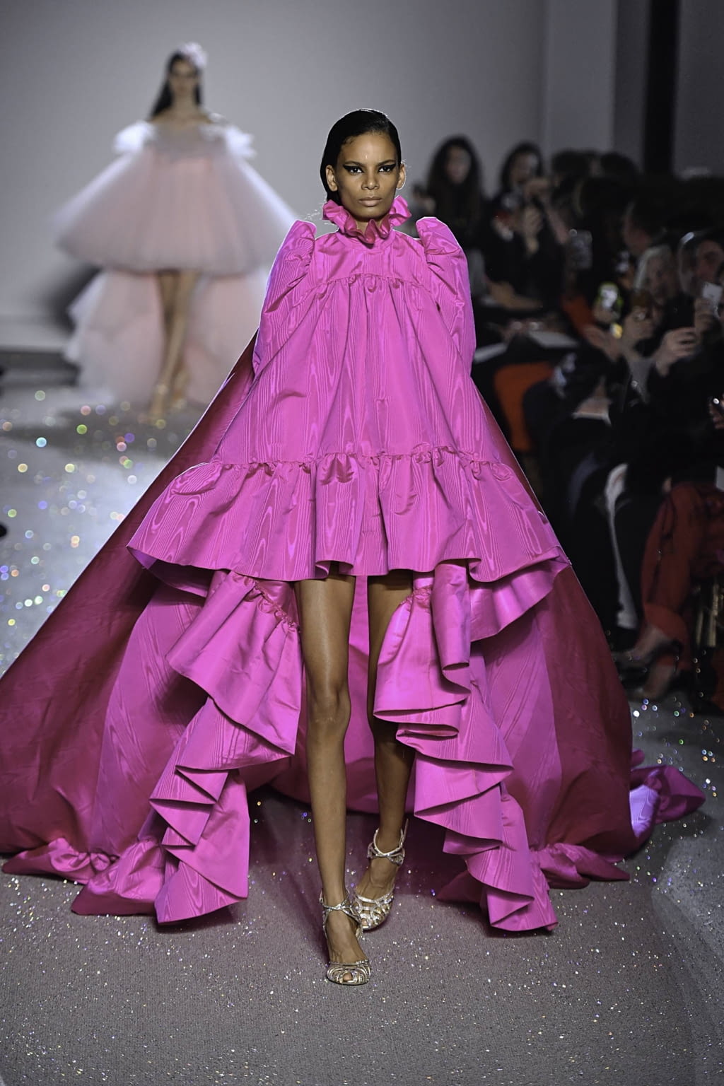 Fashion Week Paris Spring/Summer 2019 look 47 from the Giambattista Valli collection couture
