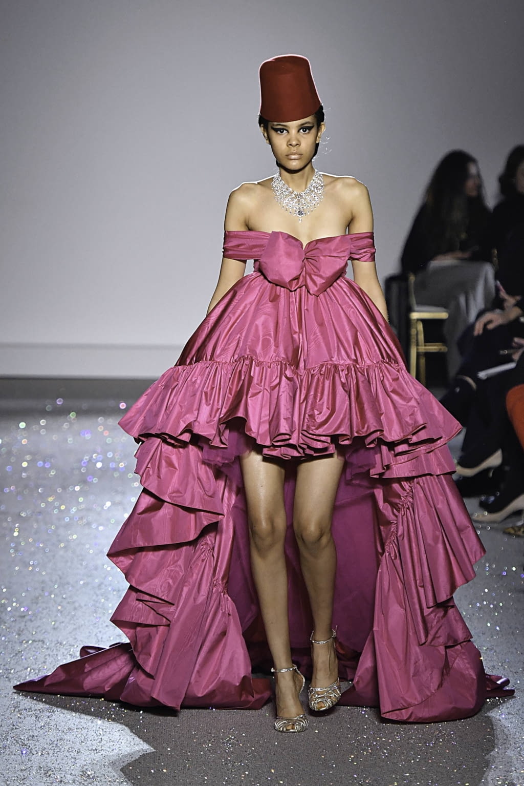 Fashion Week Paris Spring/Summer 2019 look 50 de la collection Giambattista Valli couture