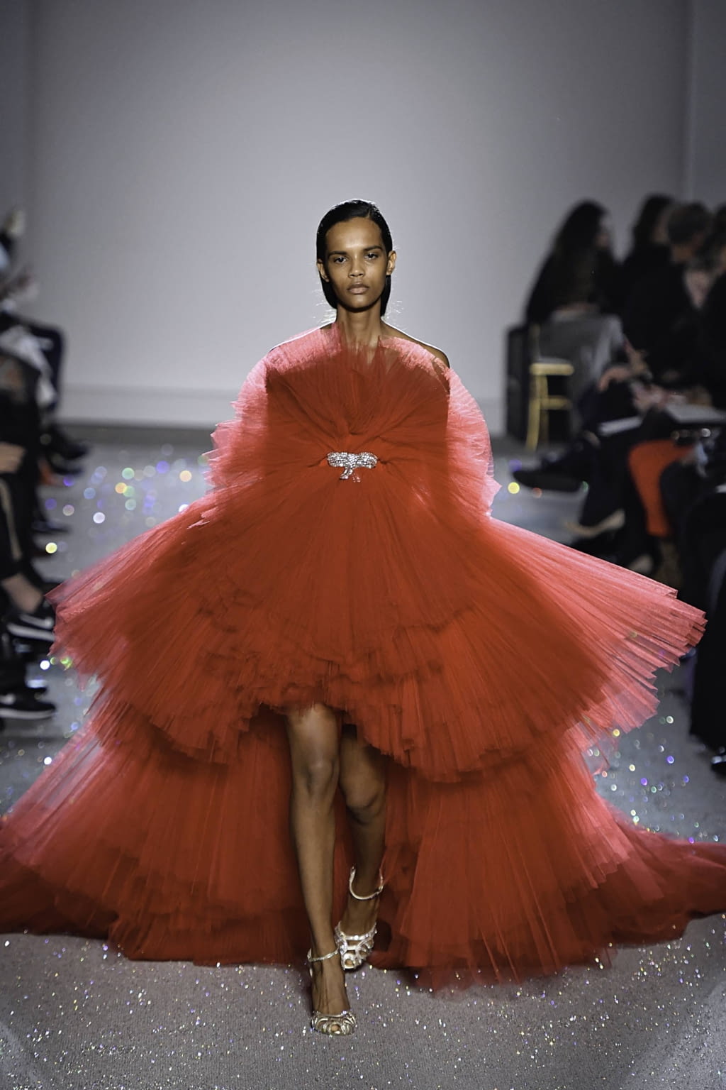Fashion Week Paris Spring/Summer 2019 look 51 from the Giambattista Valli collection 高级定制