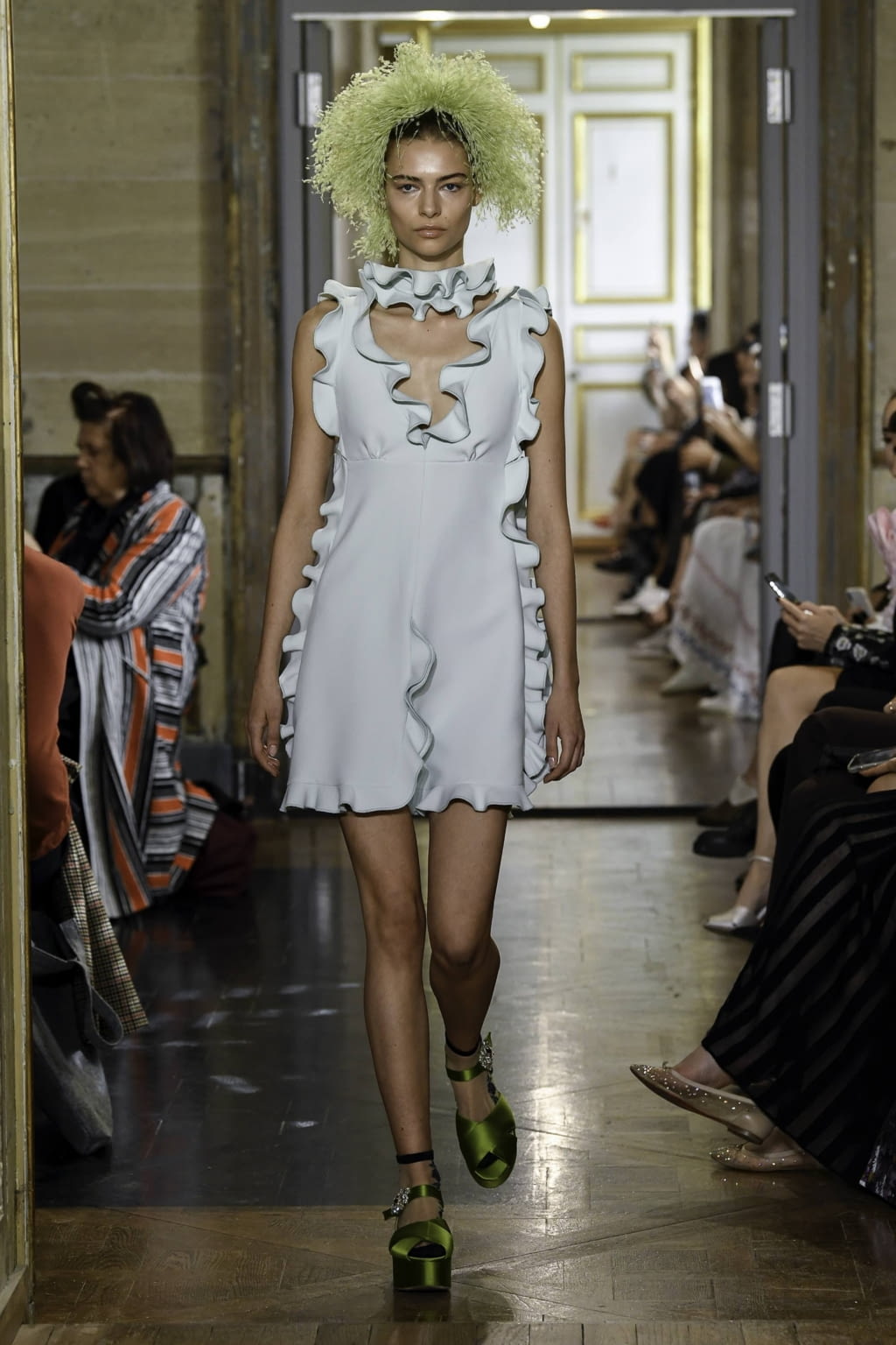 Fashion Week Paris Spring/Summer 2020 look 9 from the Giambattista Valli collection womenswear