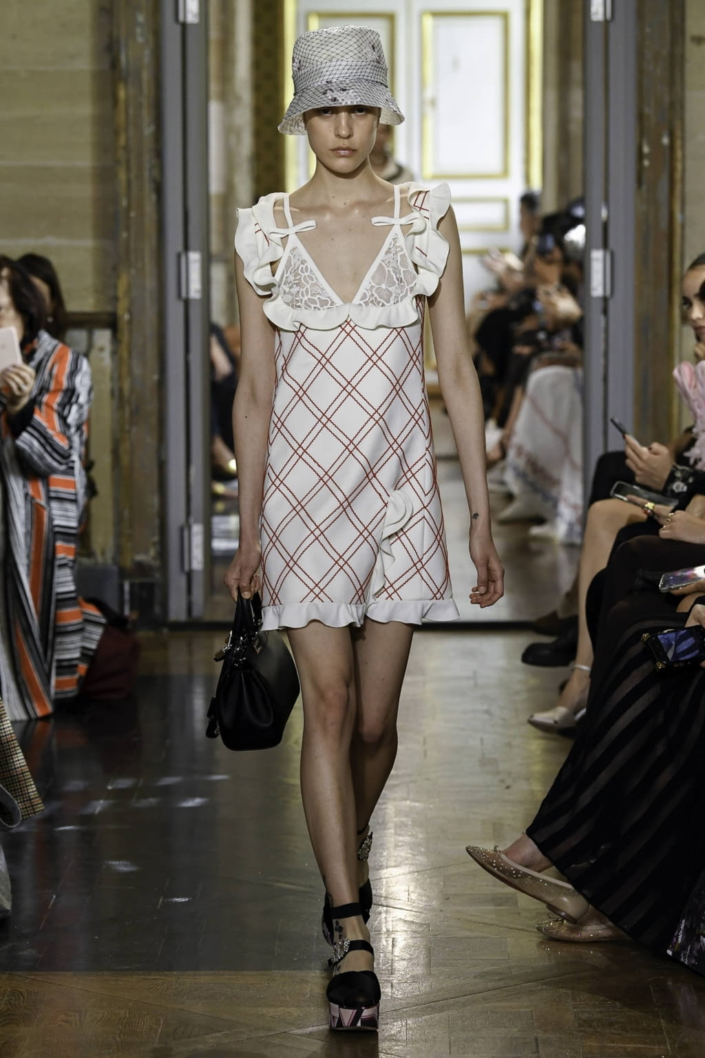 Fashion Week Paris Spring/Summer 2020 look 13 from the Giambattista Valli collection womenswear