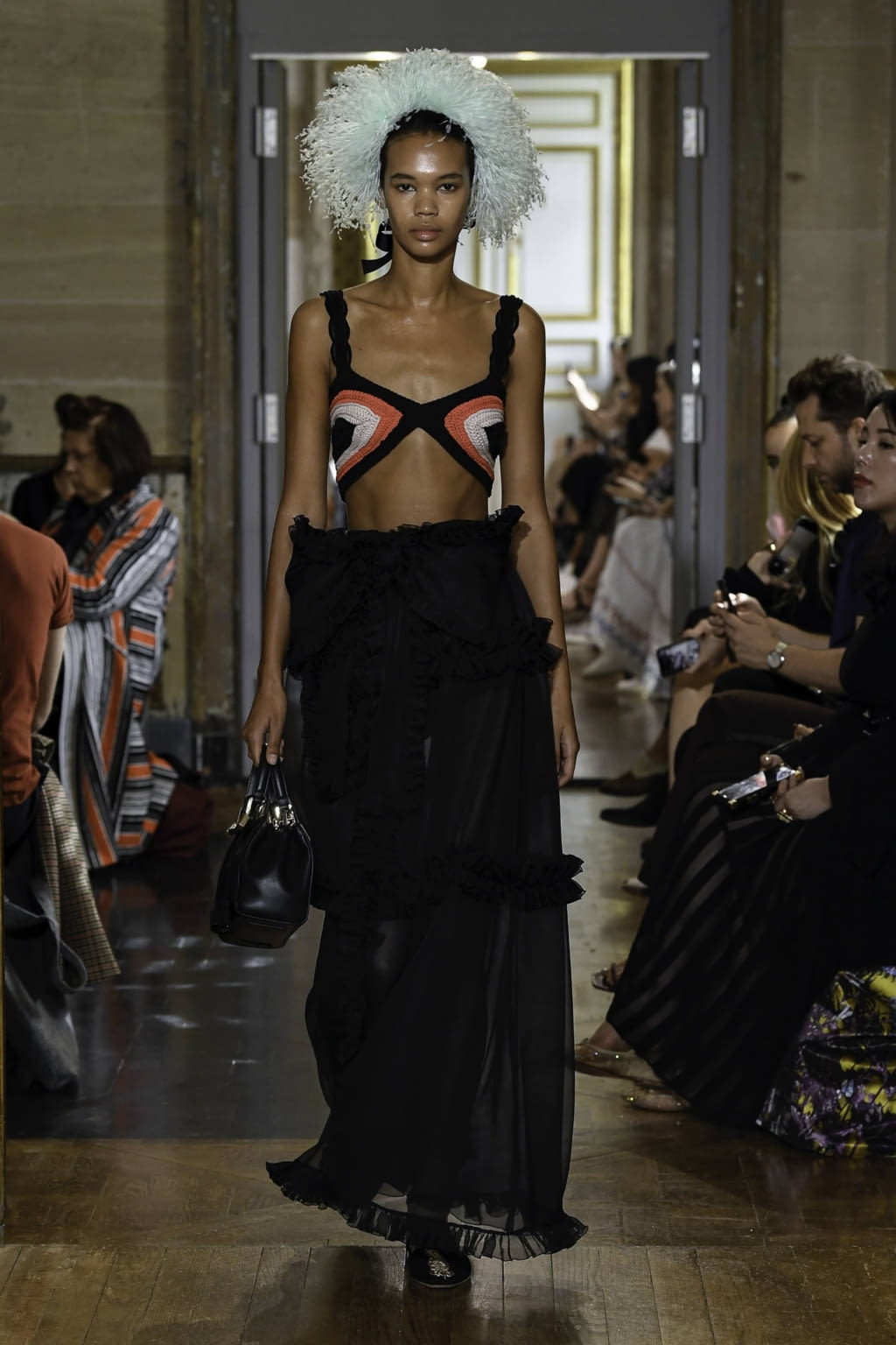 Fashion Week Paris Spring/Summer 2020 look 28 from the Giambattista Valli collection 女装