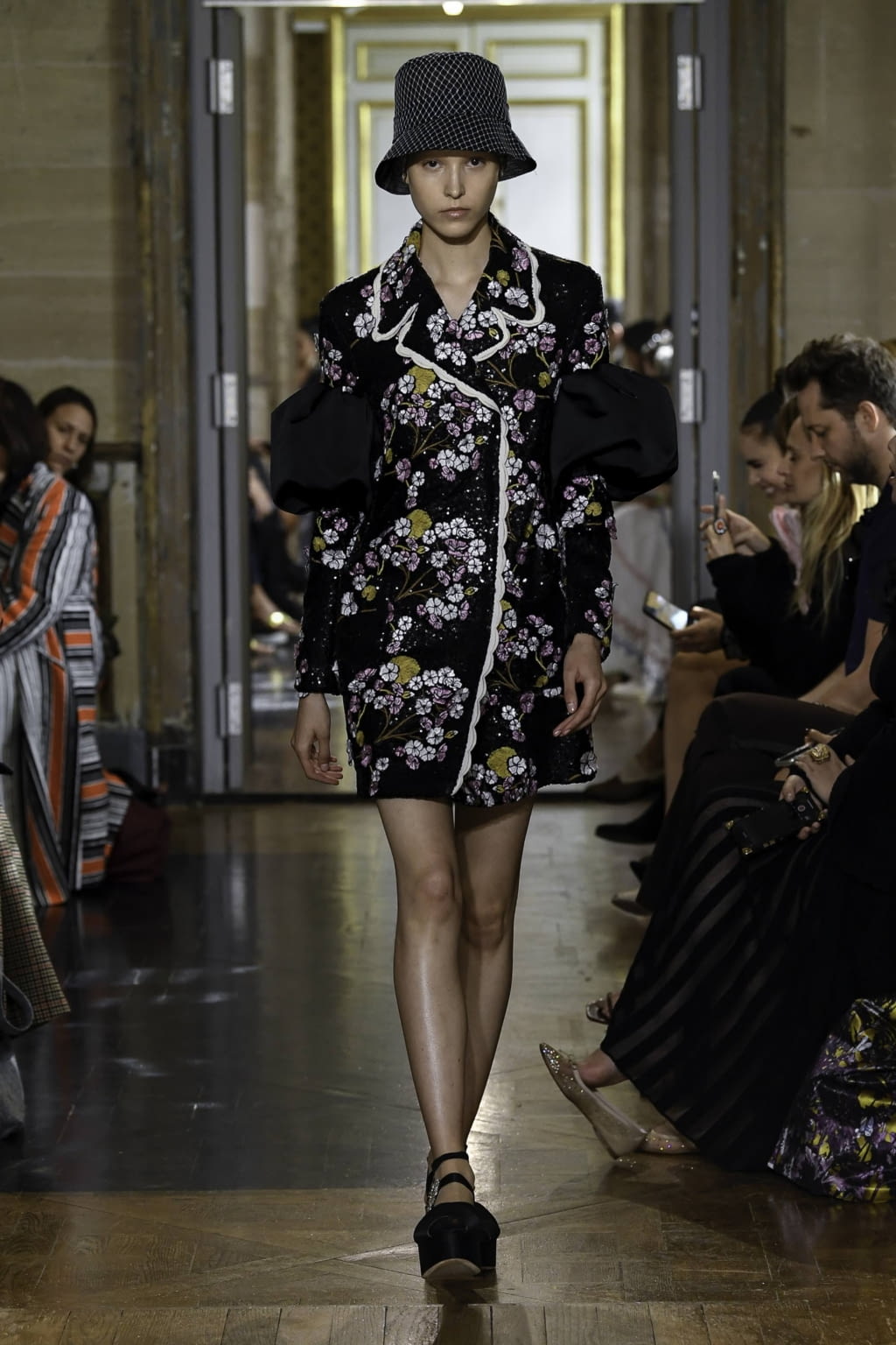 Fashion Week Paris Spring/Summer 2020 look 32 from the Giambattista Valli collection womenswear
