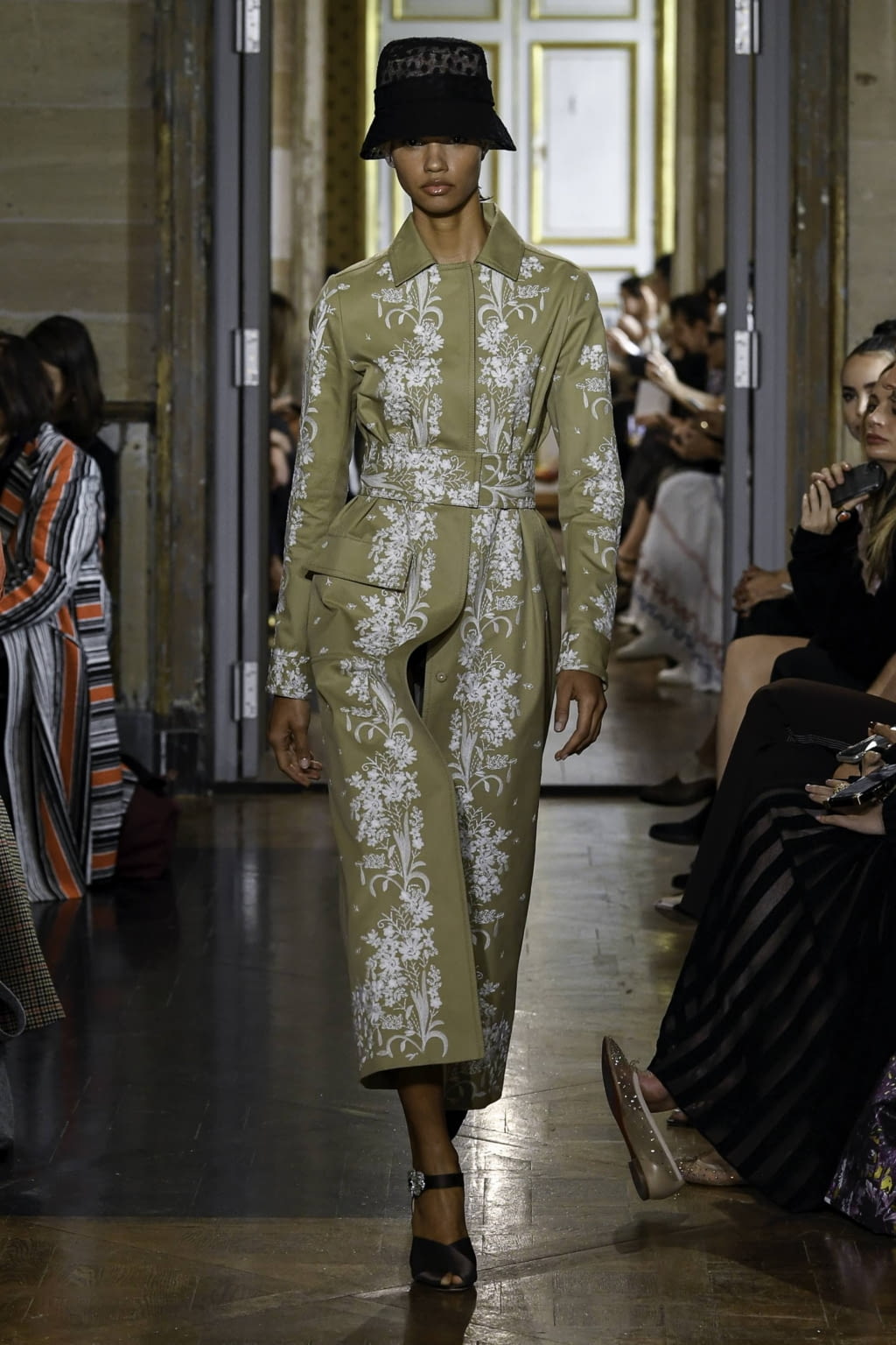 Fashion Week Paris Spring/Summer 2020 look 47 from the Giambattista Valli collection womenswear