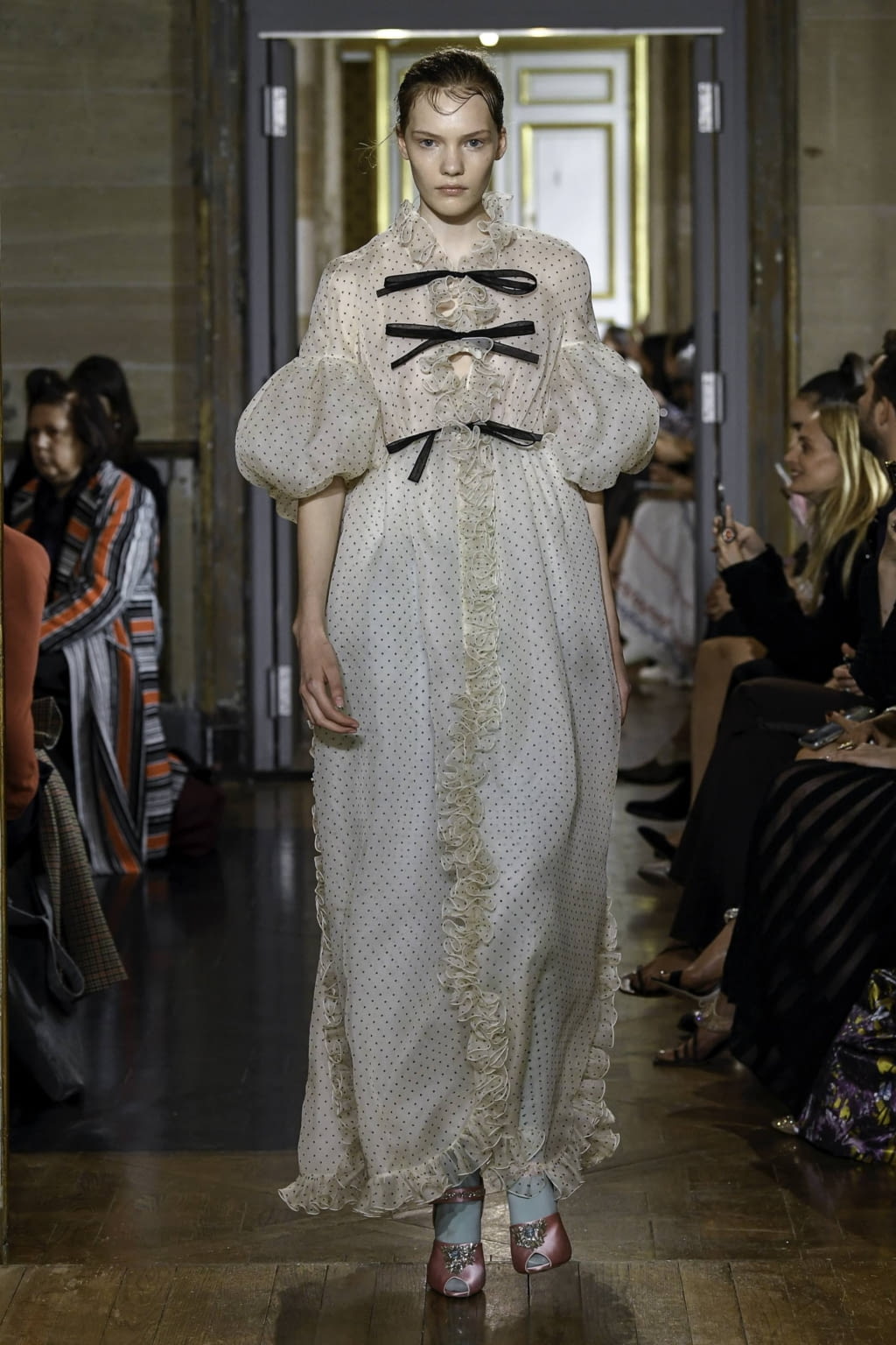 Fashion Week Paris Spring/Summer 2020 look 53 de la collection Giambattista Valli womenswear