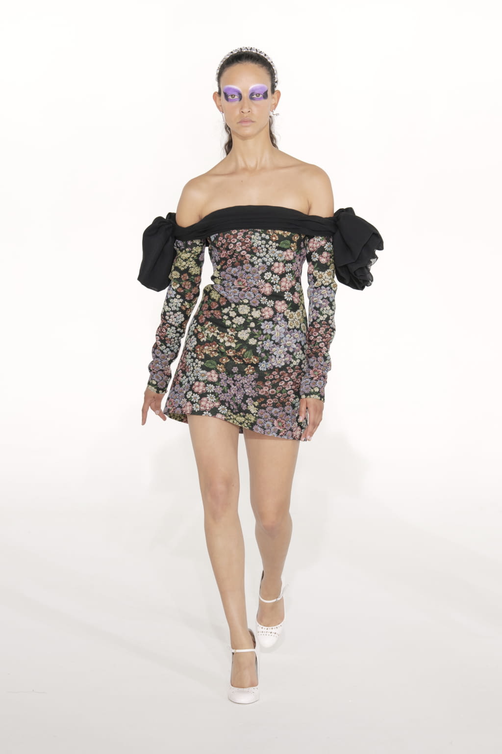Fashion Week Paris Fall/Winter 2021 look 18 from the Giambattista Valli collection womenswear