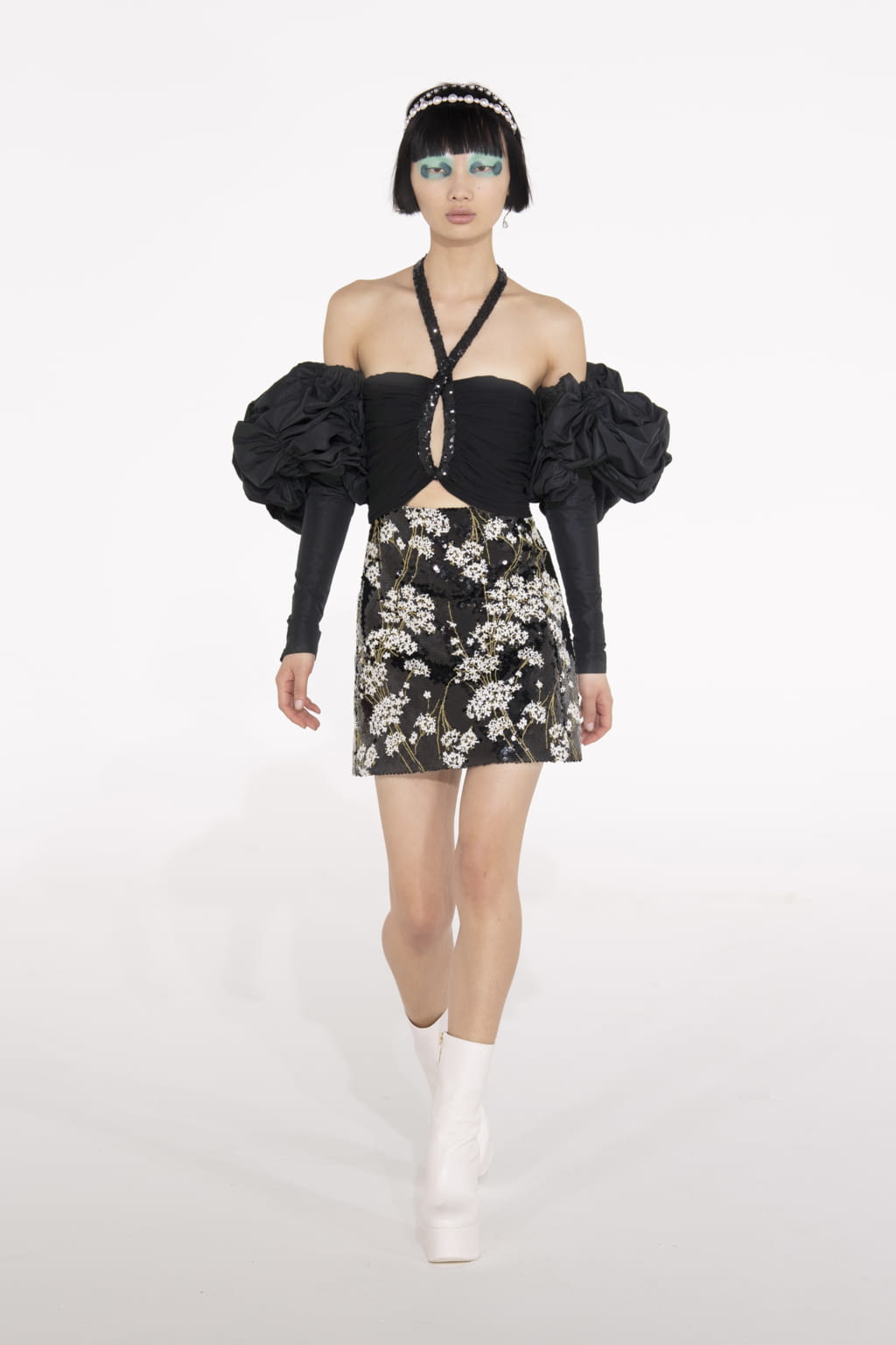 Fashion Week Paris Fall/Winter 2021 look 57 from the Giambattista Valli collection womenswear
