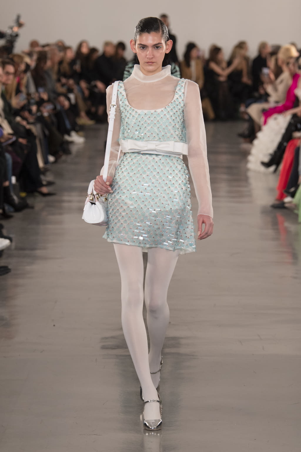 Fashion Week Paris Fall/Winter 2022 look 26 from the Giambattista Valli collection 女装