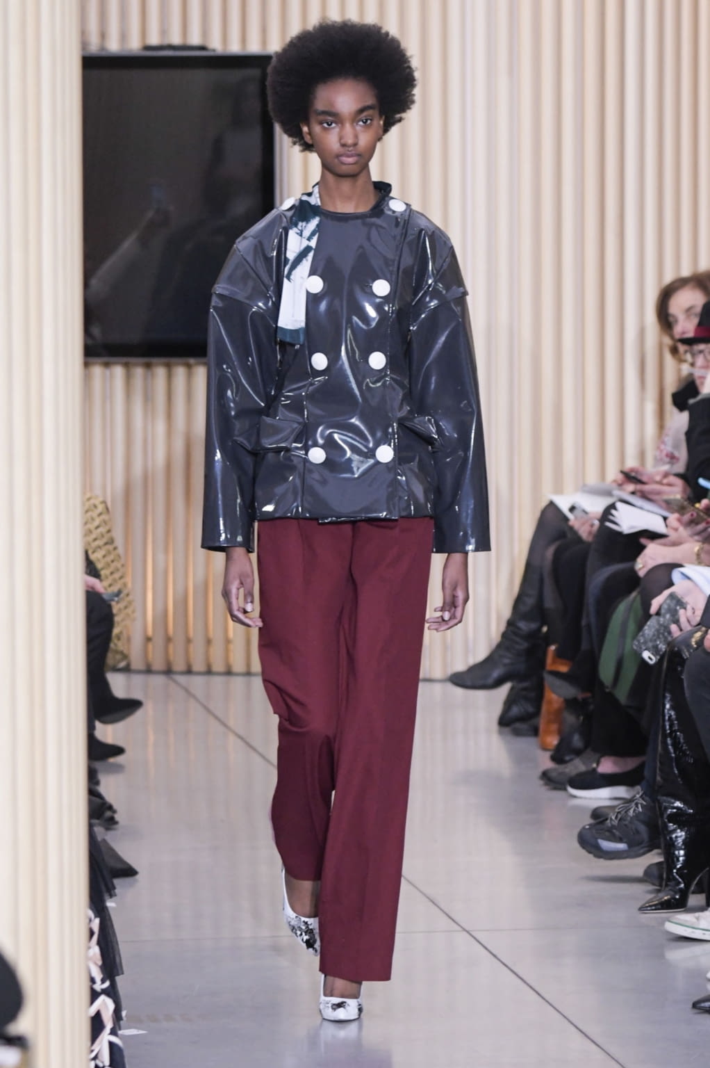 Fashion Week Milan Fall/Winter 2020 look 14 de la collection Gilberto Calzolari womenswear