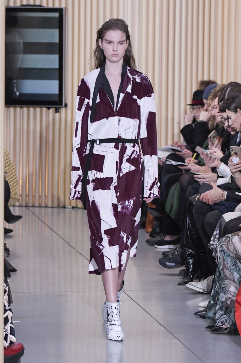 Fashion Week Milan Fall/Winter 2020 look 19 from the Gilberto Calzolari collection womenswear