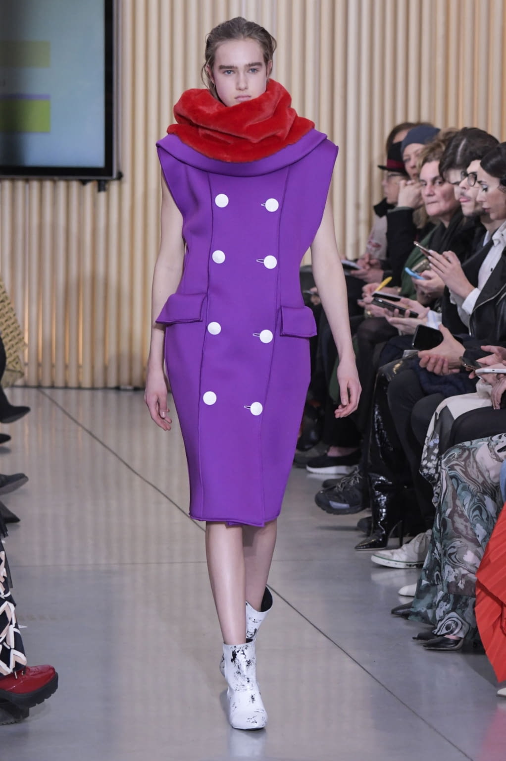 Fashion Week Milan Fall/Winter 2020 look 22 from the Gilberto Calzolari collection womenswear