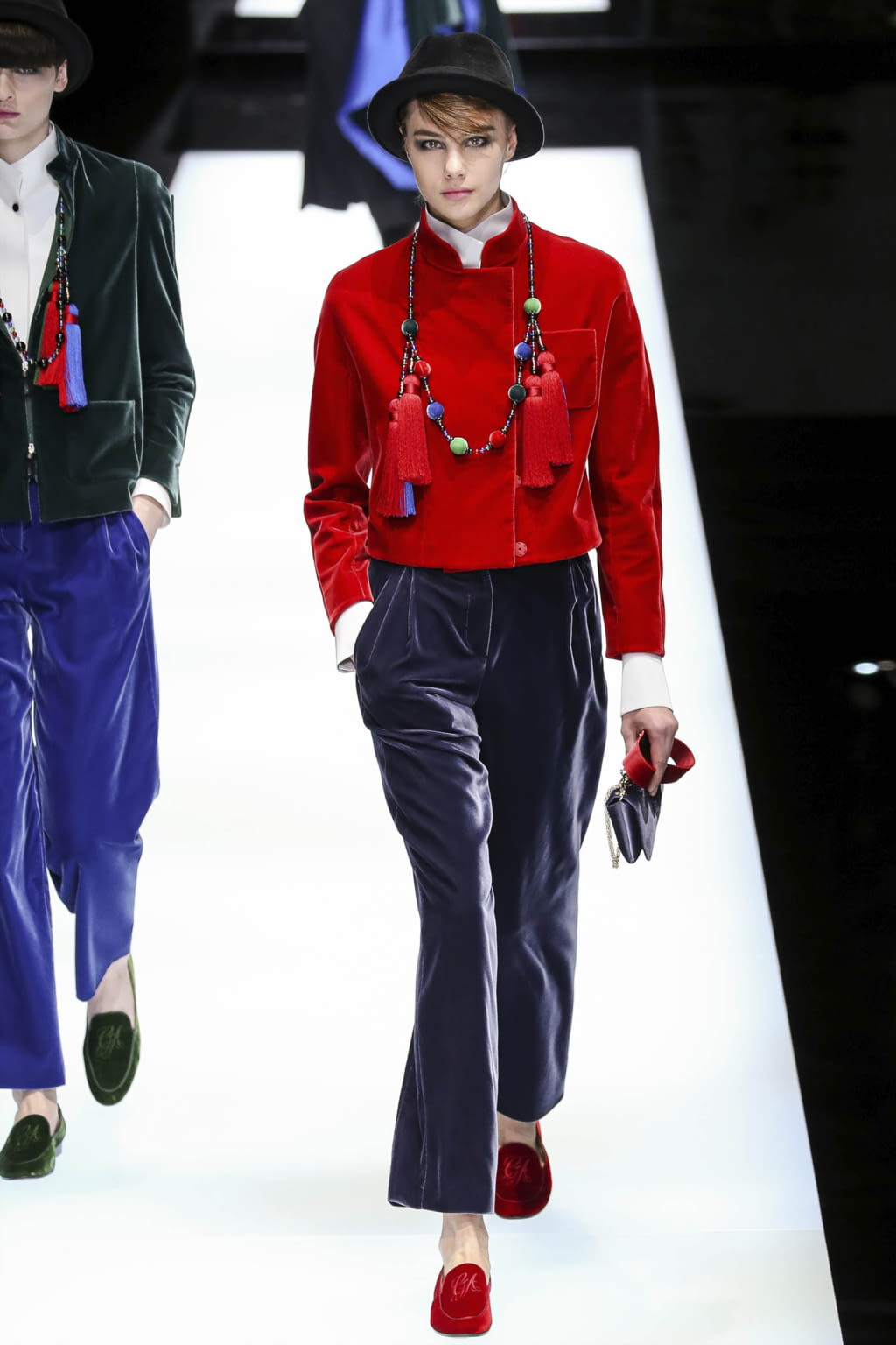 Fashion Week Milan Fall/Winter 2017 look 31 de la collection Giorgio Armani womenswear