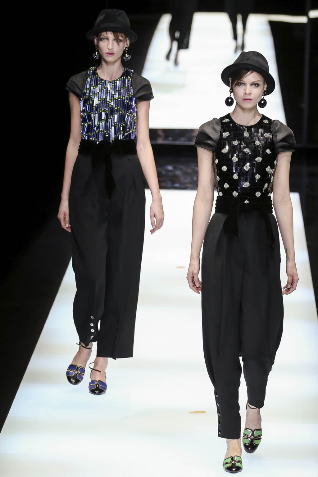 Fashion Week Milan Fall/Winter 2017 look 74 from the Giorgio Armani collection womenswear