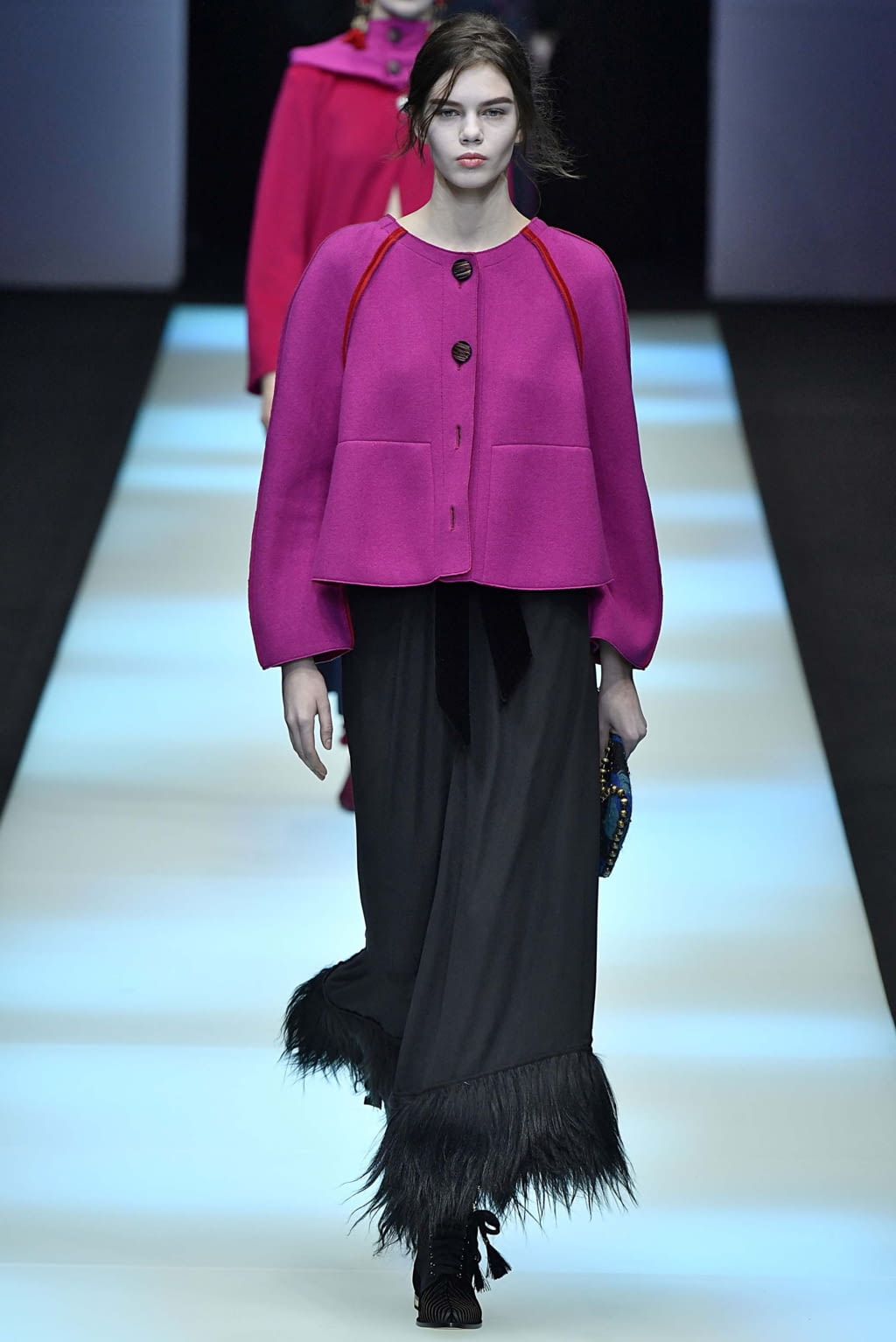 Fashion Week Milan Fall/Winter 2018 look 45 from the Giorgio Armani collection 女装