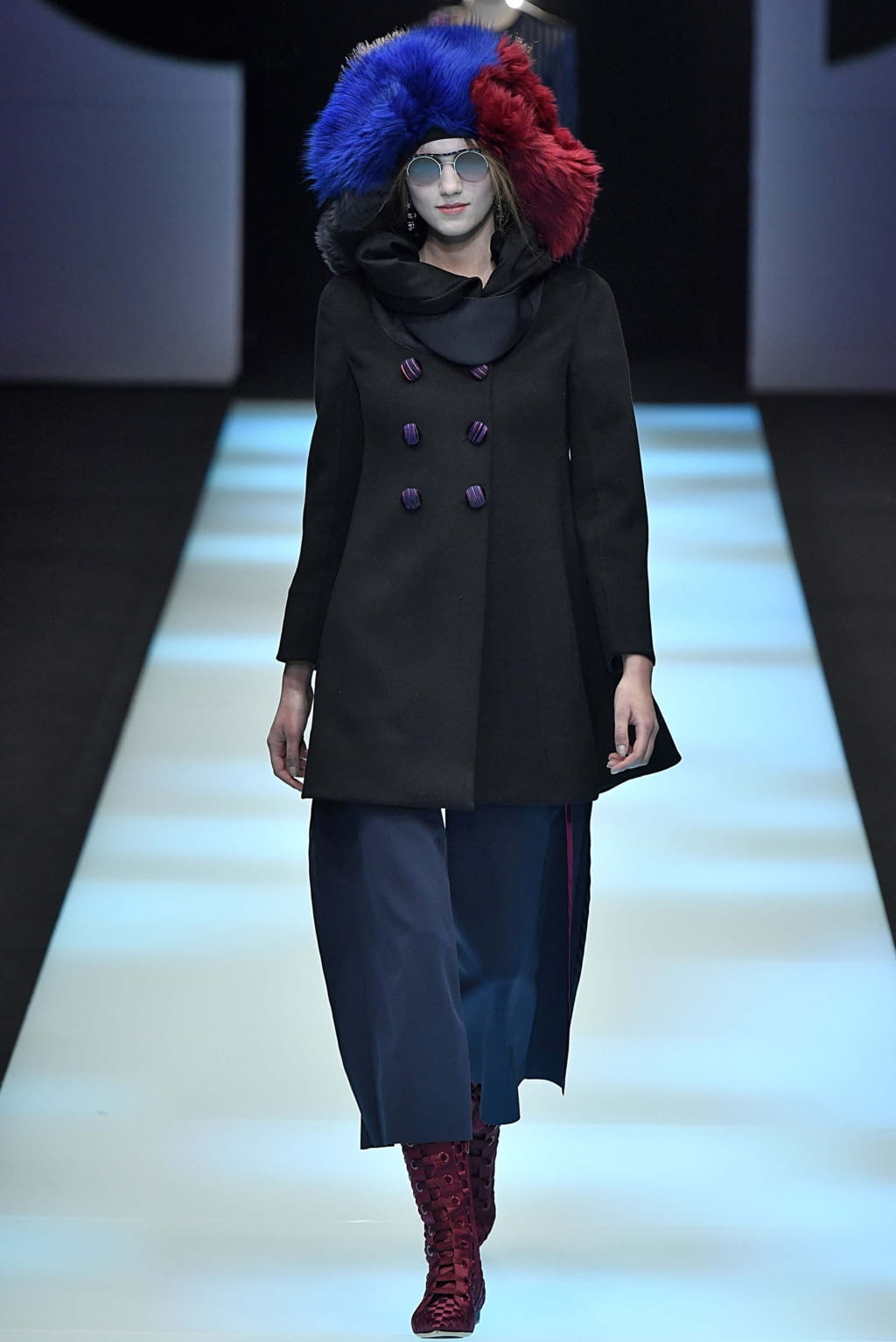 Fashion Week Milan Fall/Winter 2018 look 51 from the Giorgio Armani collection womenswear