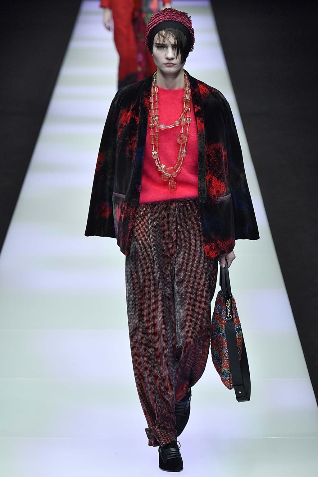 Fashion Week Milan Fall/Winter 2018 look 69 from the Giorgio Armani collection womenswear