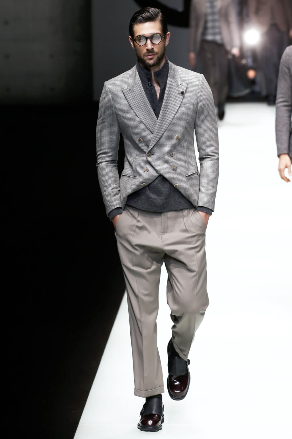 Fashion Week Milan Fall/Winter 2018 look 2 from the Giorgio Armani collection menswear