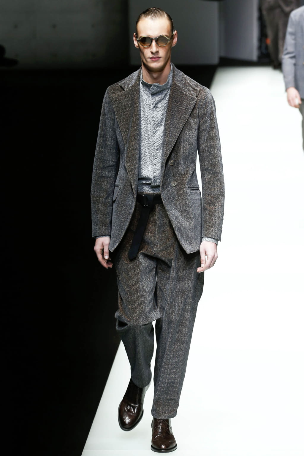 Fashion Week Milan Fall/Winter 2018 look 7 de la collection Giorgio Armani menswear