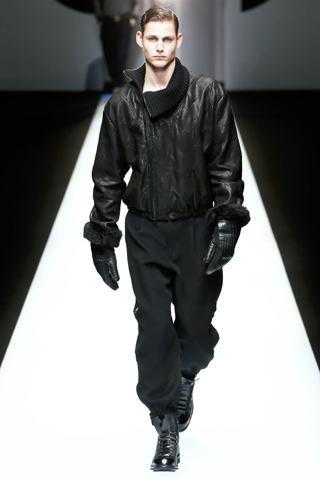 Fashion Week Milan Fall/Winter 2018 look 44 from the Giorgio Armani collection 男装